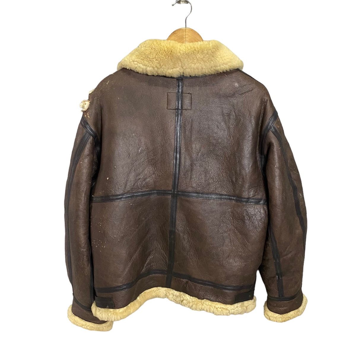 Vintage Vintage B-3 leather jacket Size US L / EU 52-54 / 3 - 4 Thumbnail
