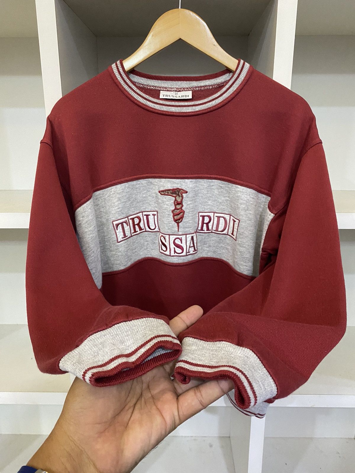 Trussardi × Vintage Vintage Trussardi Made Italy Sweatshirt Size US M / EU 48-50 / 2 - 3 Thumbnail