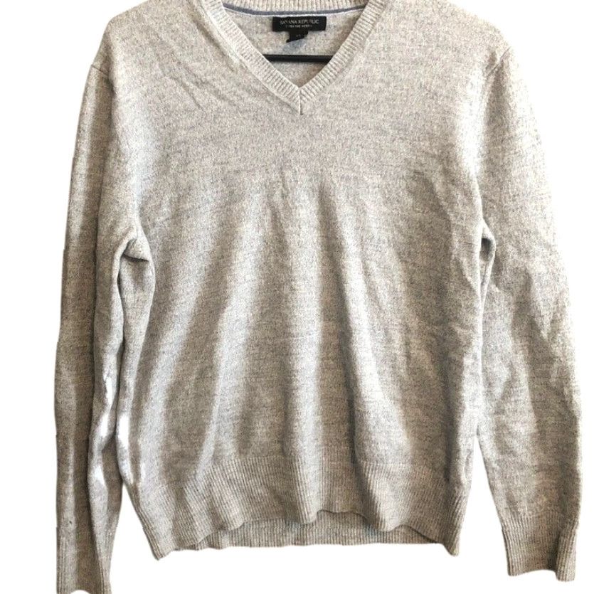 Banana Republic Banana Republic Mens Sweater Gray 100% Merino Wool V Neck Pullover XL Knit Style Tight-Knit Long Sleeve Regular Fit Solid Pattern Size US XL / EU 56 / 4 - 2 Thumbnail