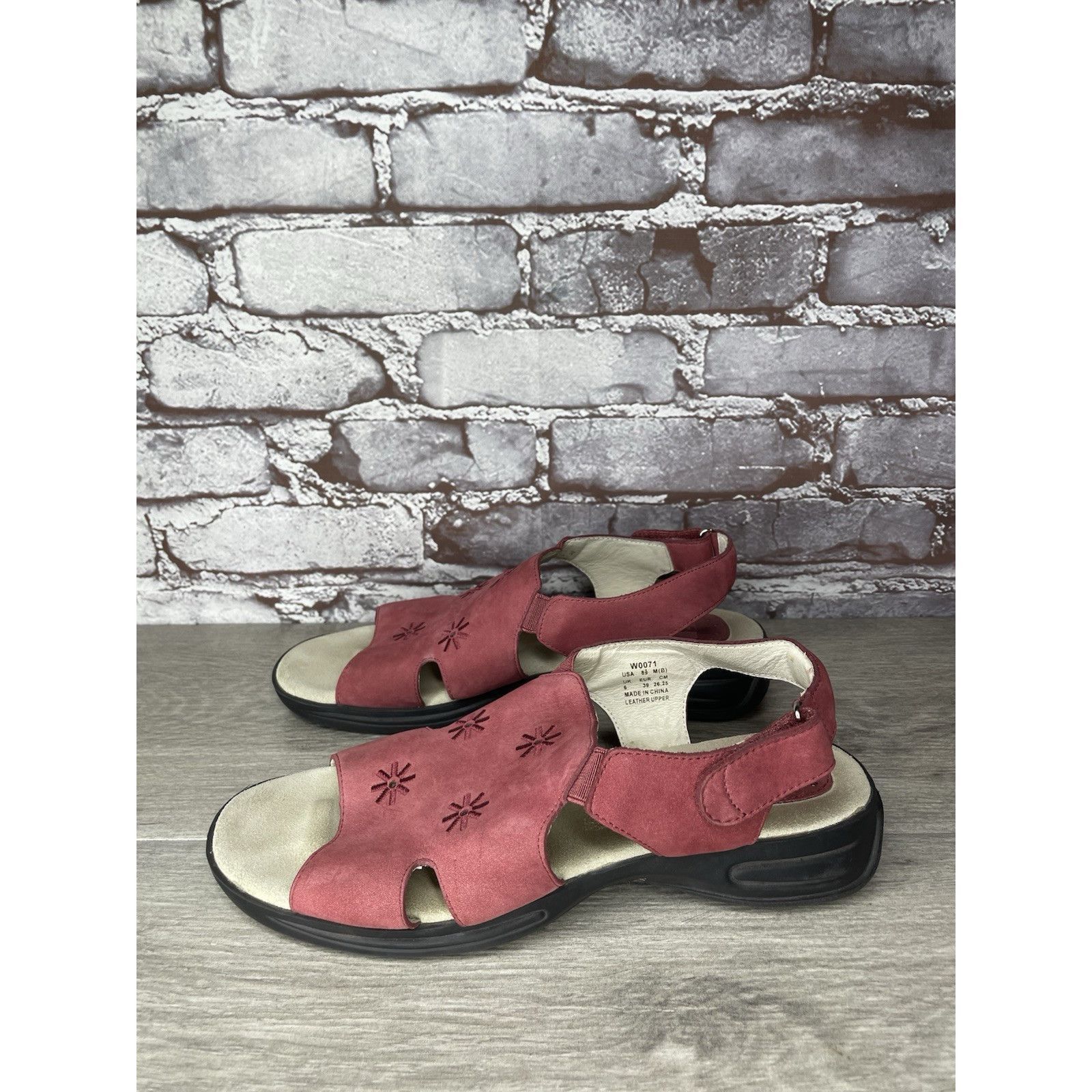 Propper Propet Pink Suede Leather Floral Casual Comfort Sandals Wome Size US 8.5 / IT 38.5 - 18 Thumbnail