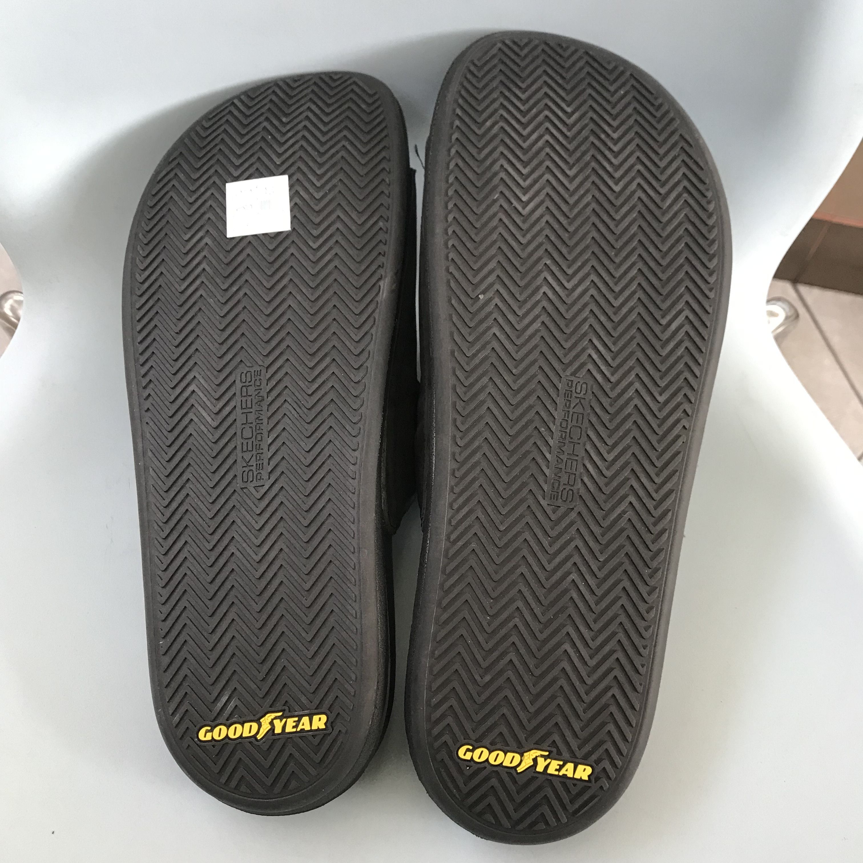 SKECHERS Skechers archfit sandals slipper black Suede arizona 2 Size US 11.5 / EU 44-45 - 12 Thumbnail