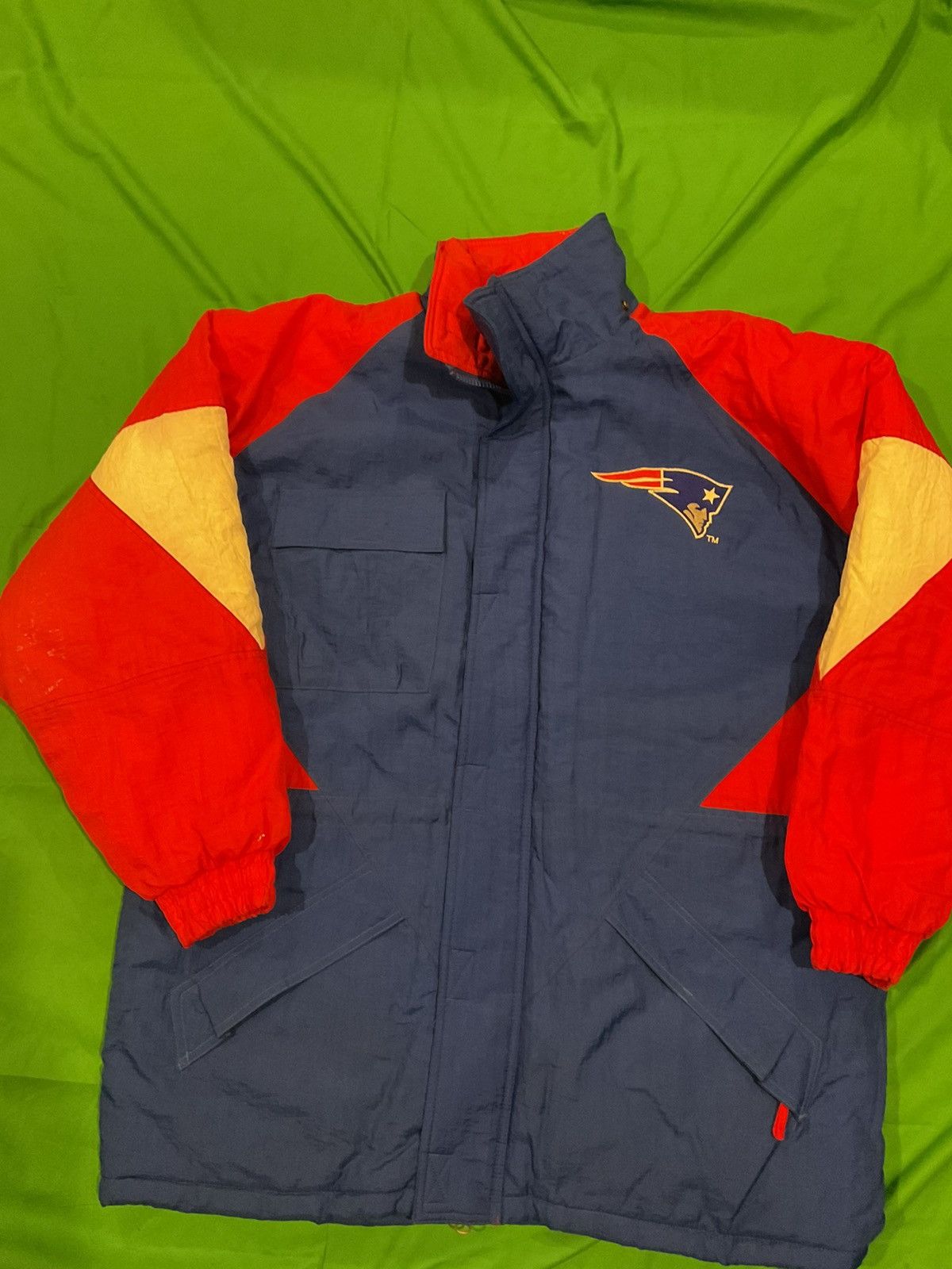 NFL × Vintage 90s New England Patriots navy and red puffer jacket Size US L / EU 52-54 / 3 - 2 Thumbnail