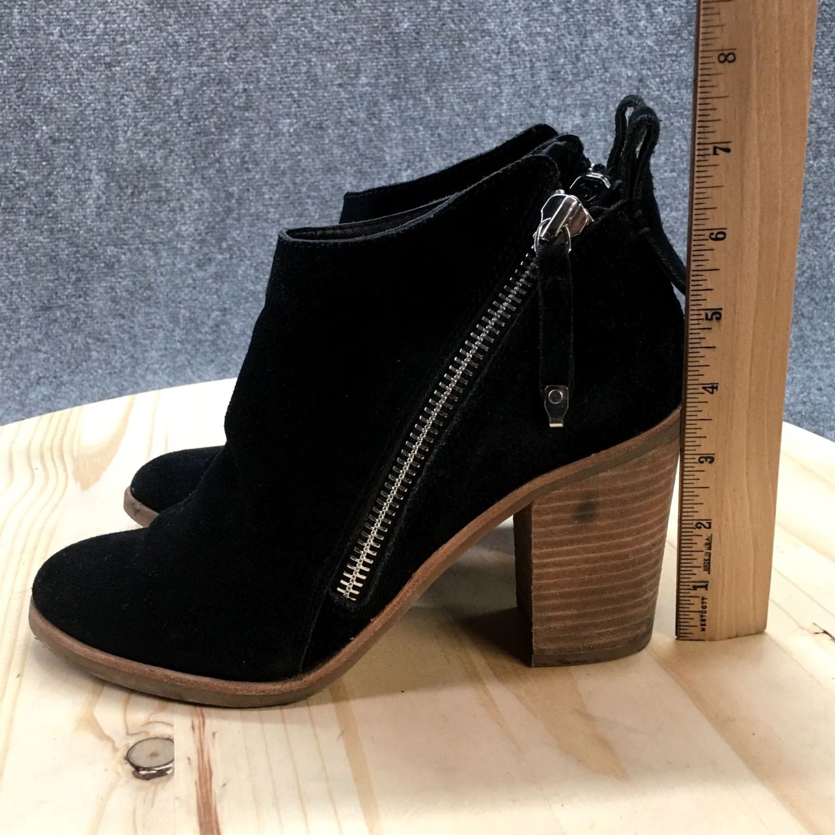 Dolce Vita Dolce Vita Boots Womens 9 Ankle Booties Block Heels Casual Black Leather Zipper Shoes Size US 9 / IT 39 - 7 Thumbnail