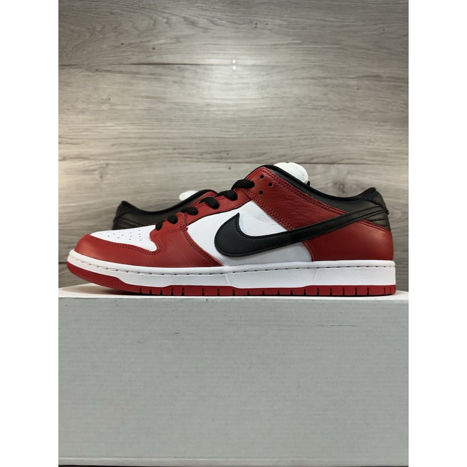 Nike Nike SB Dunk Low J-Pack Chicago - Size 13 Size US 13 / EU 46 - 1 Thumbnail