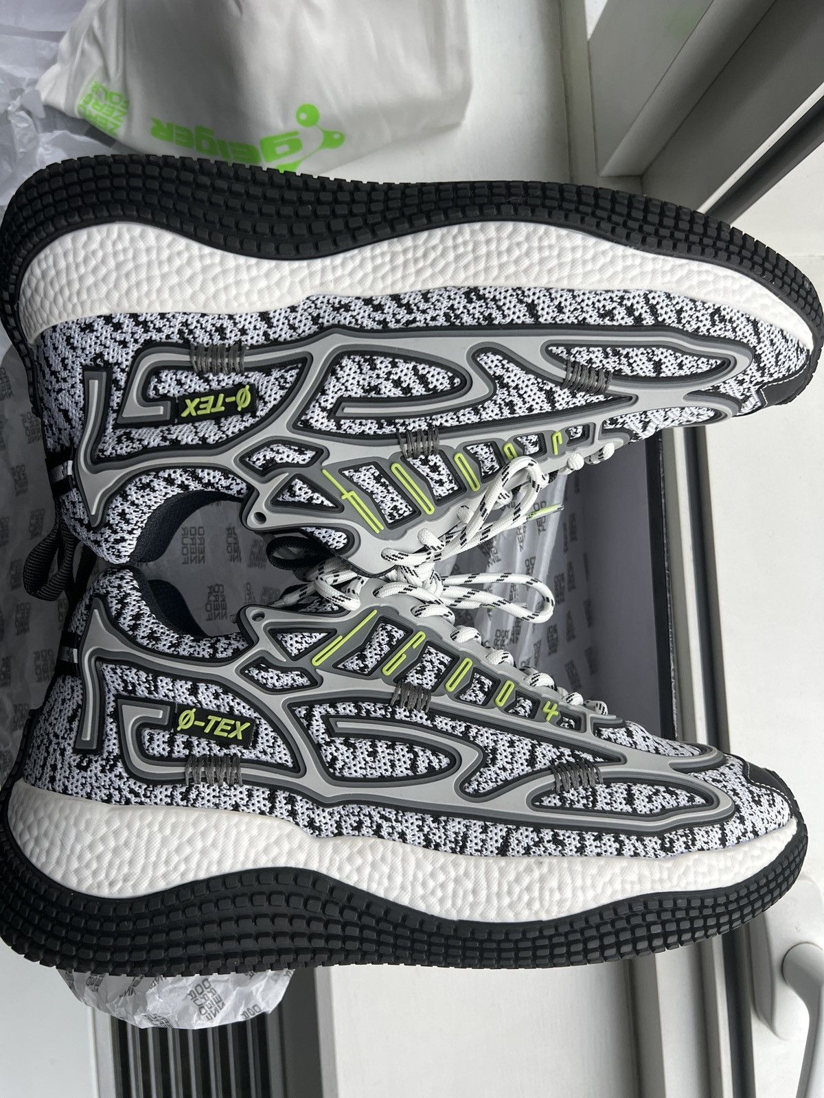 John Geiger John Geiger 004 Static Knit Size US 10 / EU 43 - 2 Thumbnail