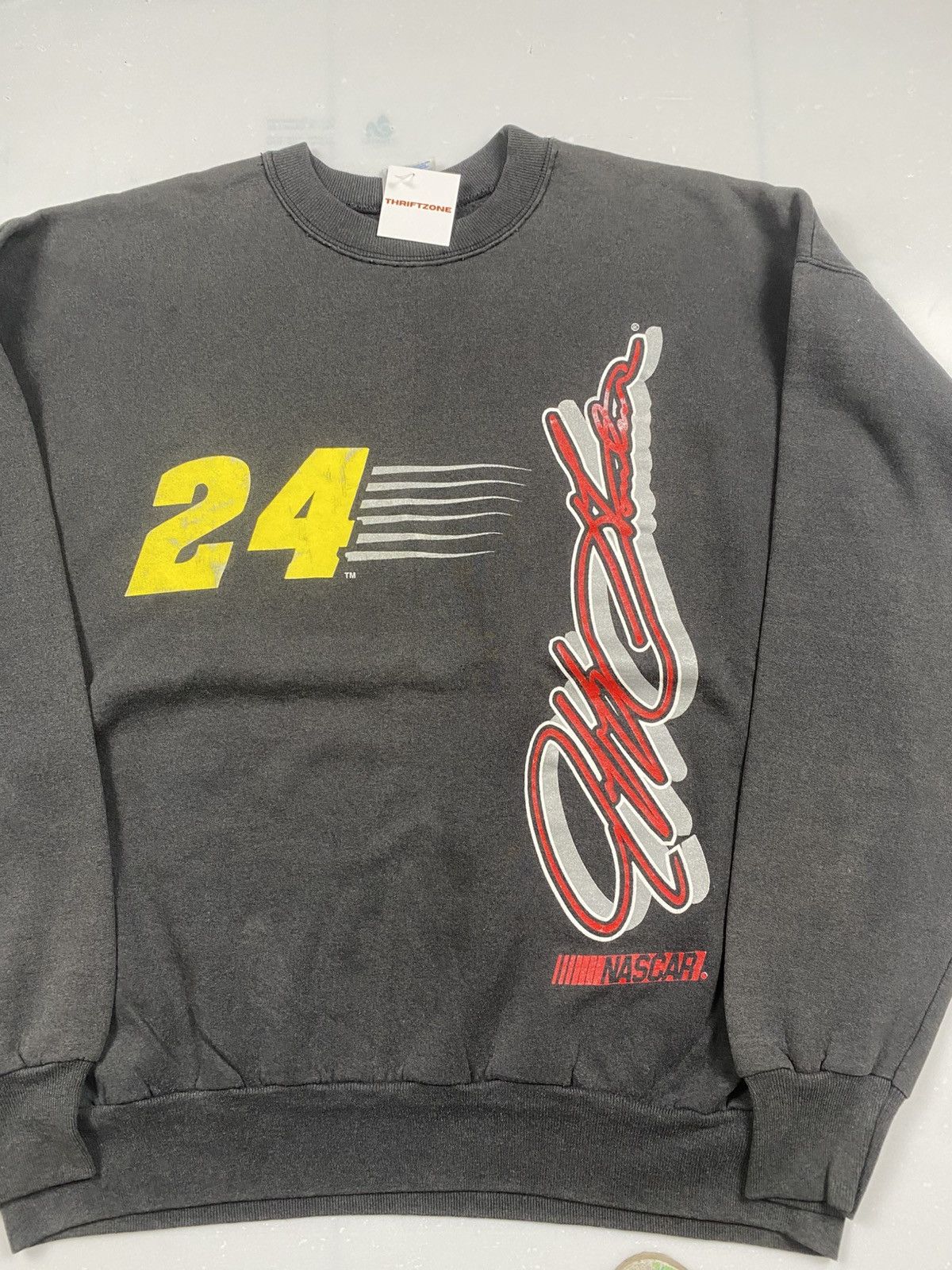 NASCAR Rare Vintage 1997 Nascar Du Pont Crewneck Size US XL / EU 56 / 4 - 4 Thumbnail