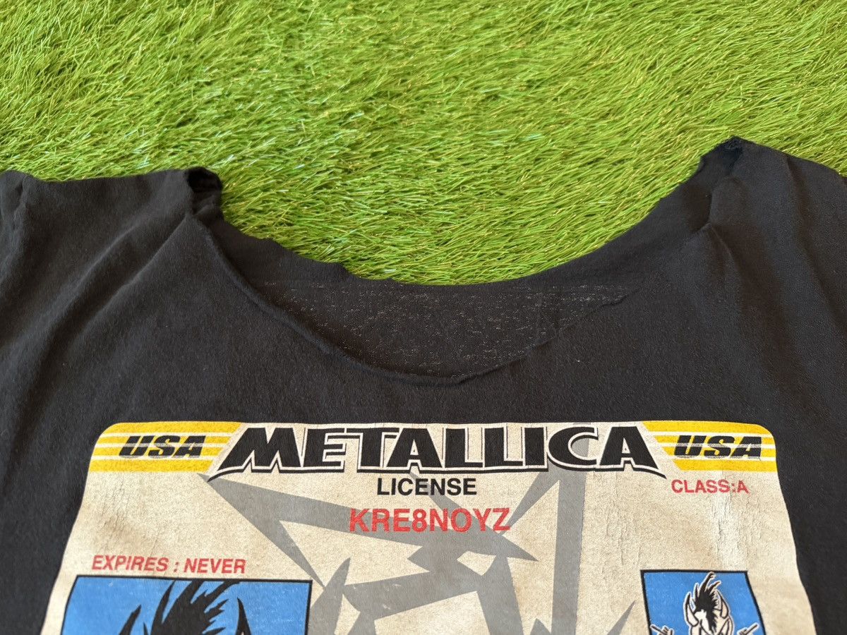 Band Tees 2003 METALLICA Vintage Driver License San Fran Thrashed Tee Size US L / EU 52-54 / 3 - 4 Thumbnail