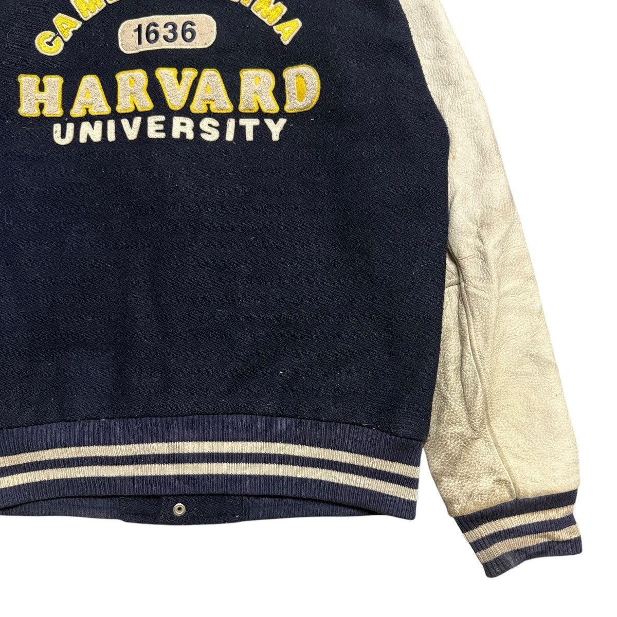 Vintage Vintage Harvard University Wool Leather Varsity Jacket Size US L / EU 52-54 / 3 - 11 Thumbnail