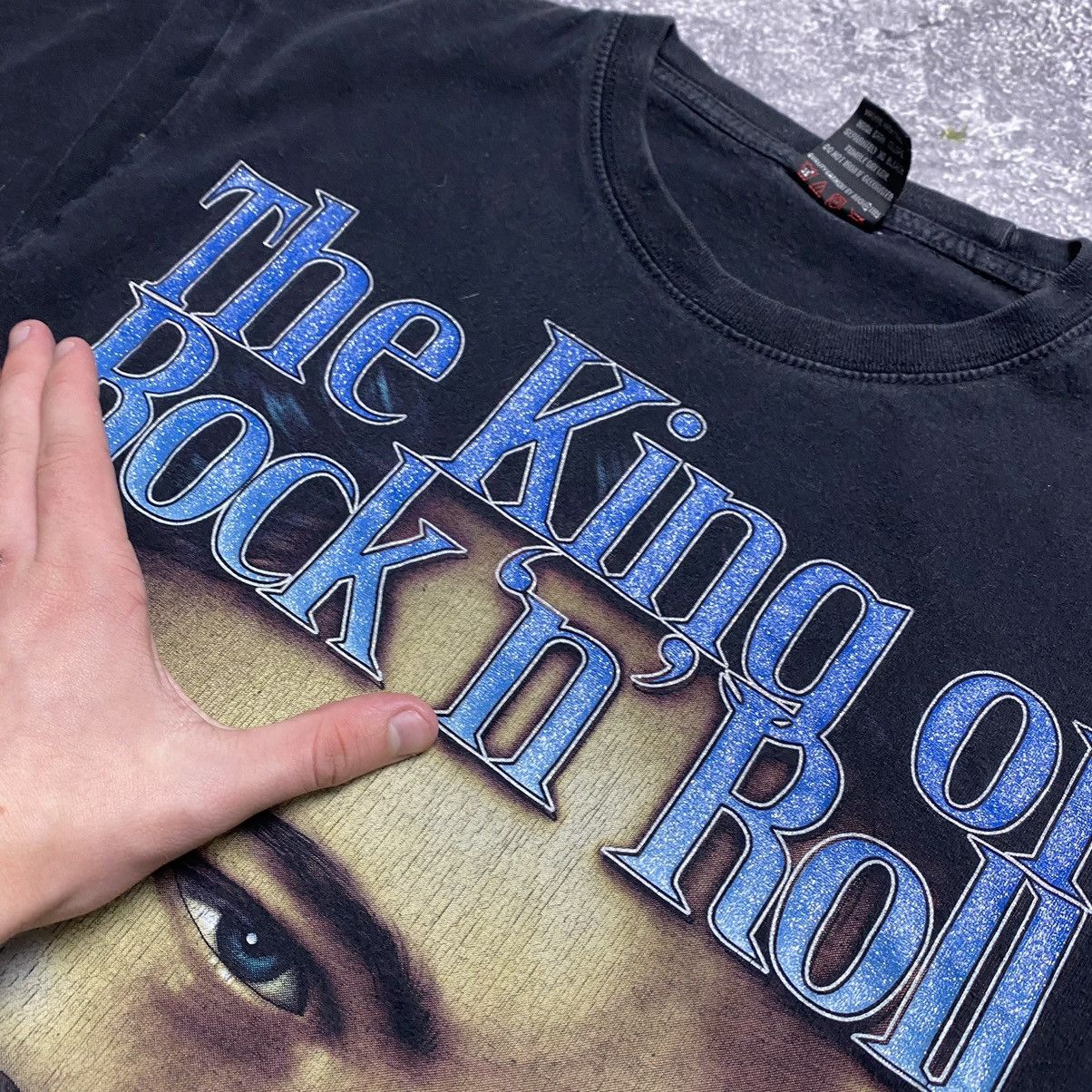 Band Tees Vintage Elvis Presley Overprinted rare 90’s The King tee Size US M / EU 48-50 / 2 - 7 Thumbnail