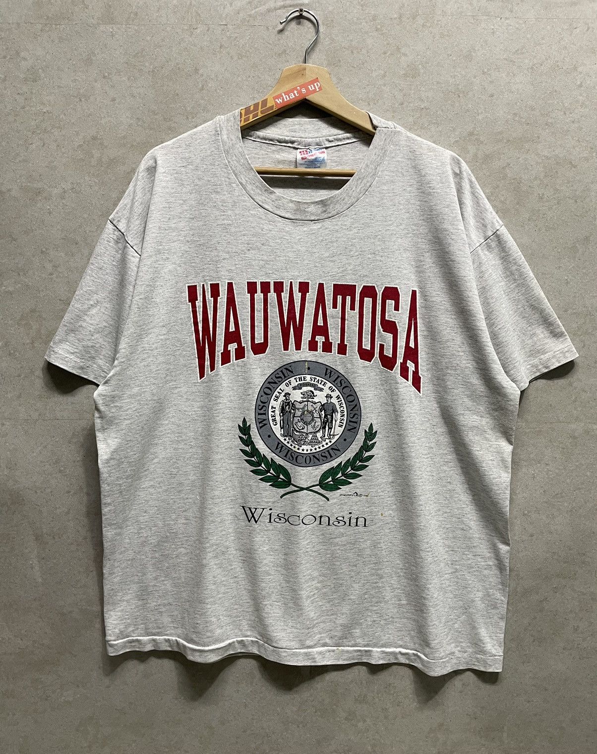 Vintage Vintage 90s Waumatosa Wisconsin Tee Size US XL / EU 56 / 4 - 1 Thumbnail