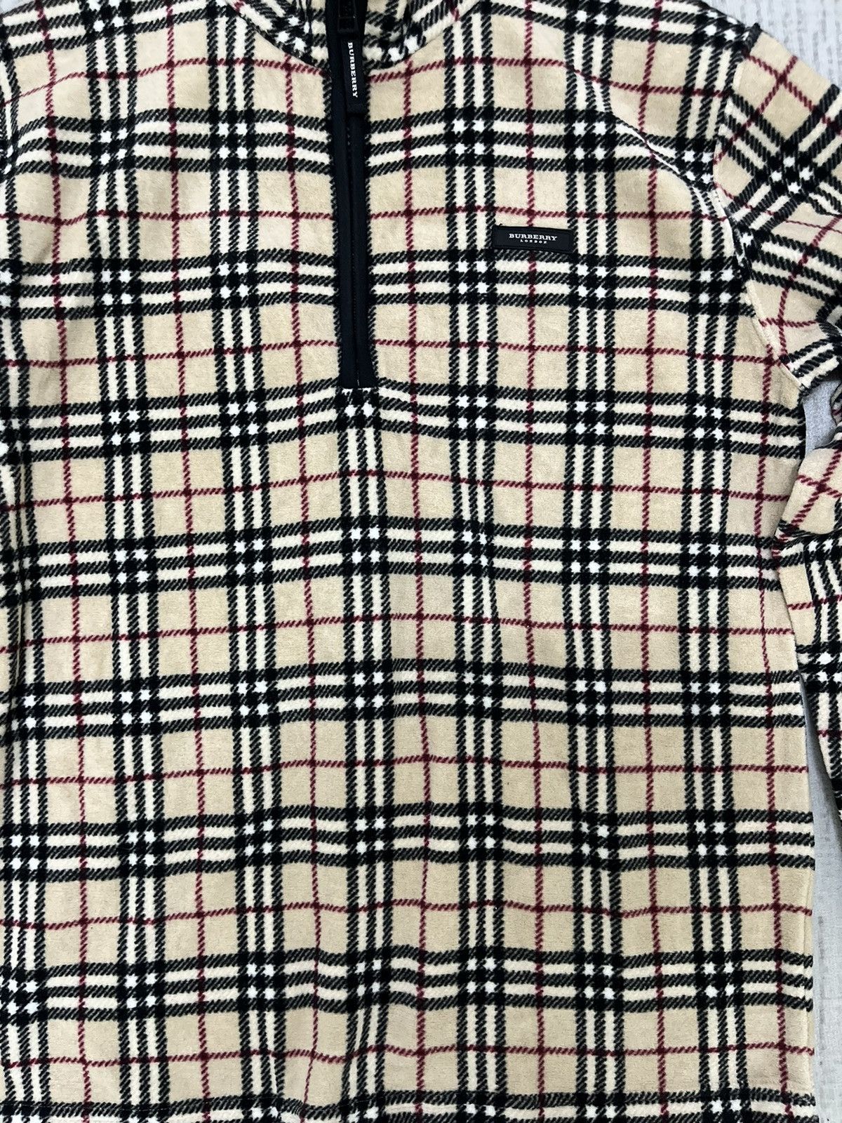 Burberry Vintage 90s burberry fleece jacket nova check Size US S / EU 44-46 / 1 - 5 Thumbnail