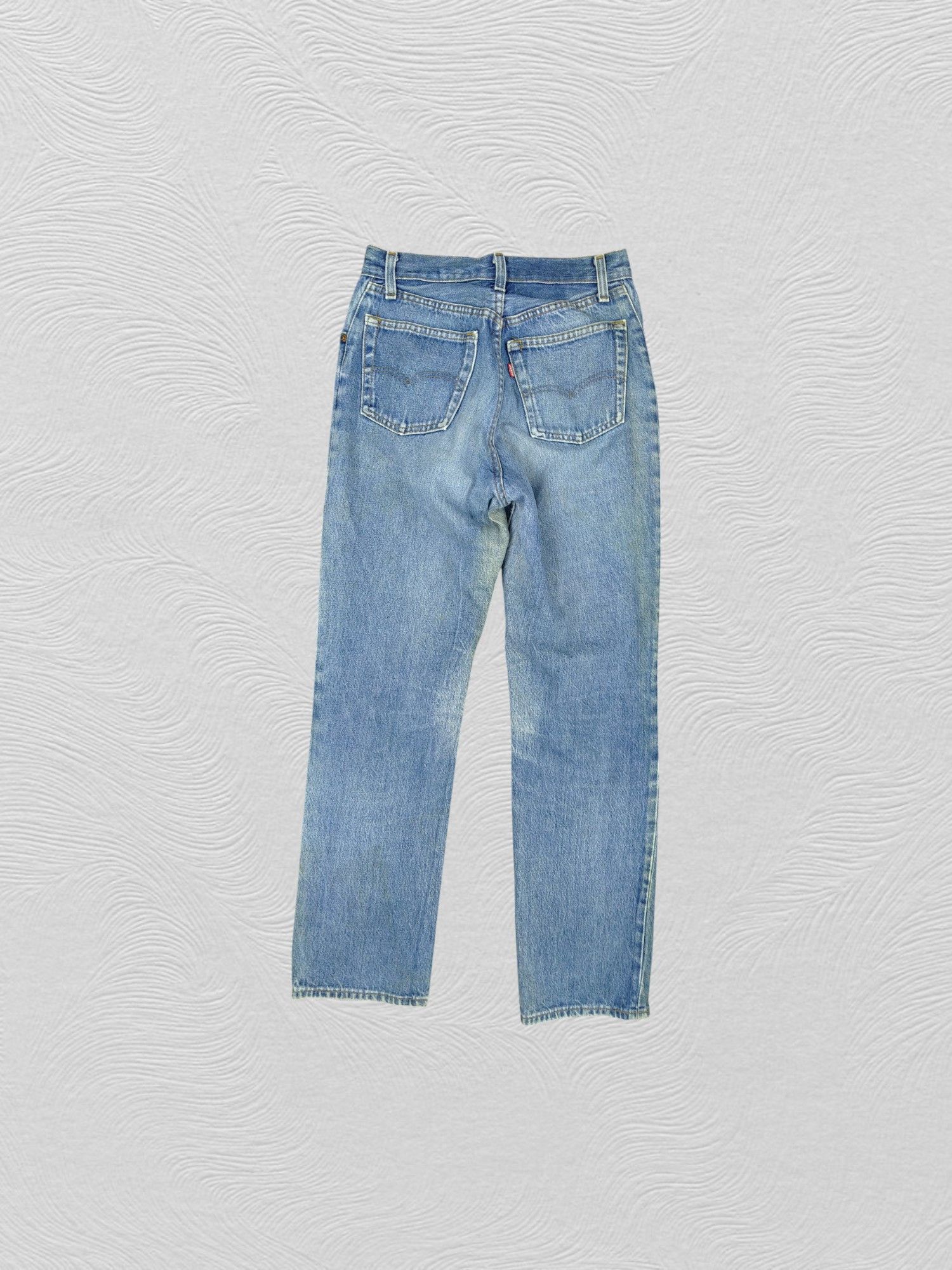 Japanese Brand 80s Faded Blue Vintage Levi's 501 Denim 26 x 30 -JN519 Size US 26 / EU 42 - 2 Thumbnail
