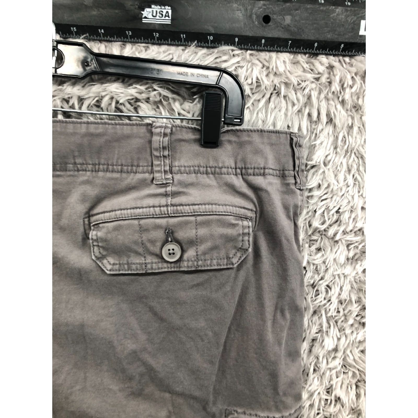 Vintage Sonoma Cargo Shorts Mens Size 40 Medium Wash Gray 5-Pocket Design Belt Loops Regular Front Flat Rise Mid 10 in Cotton Blend Size US 40 / EU 56 - 7 Thumbnail