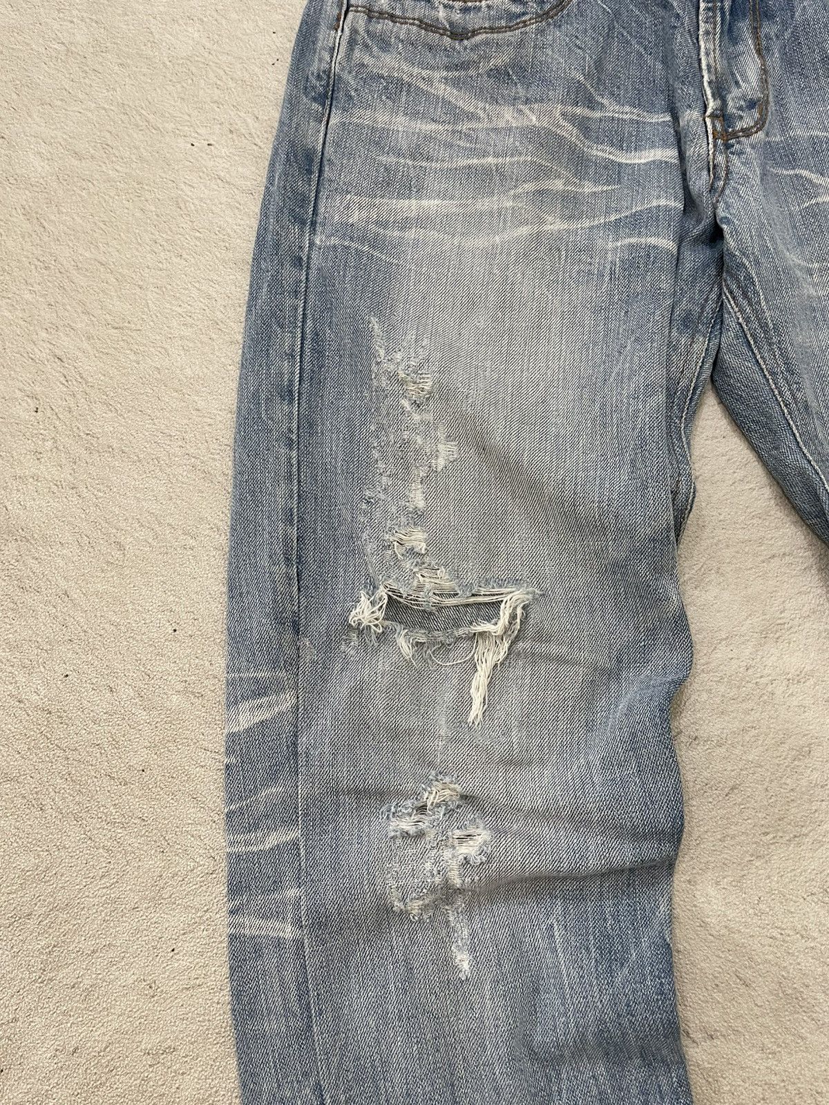 Japanese Brand 2000s Diesel Heavy Distressed Washed Ripped Jeans Y2K Japan Size US 28 / EU 44 - 4 Thumbnail