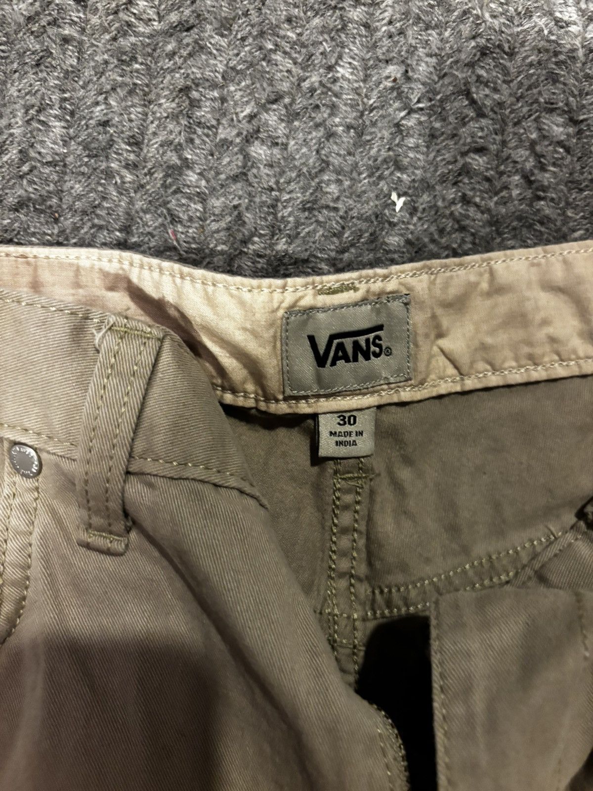 Vans Vans Kakhi Shorts Size US 30 / EU 46 - 4 Thumbnail