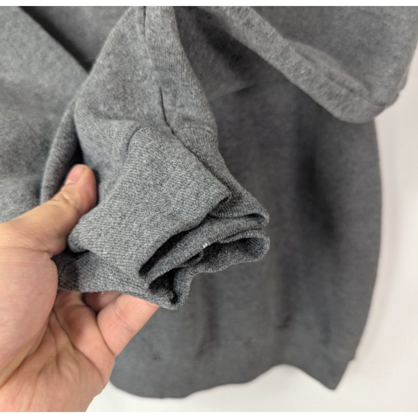 Fruit Of The Loom VINTAGE Fruit of the Loom Sweatshirt Gray Pullover Ladies Size L 90s Activewear Crew Neck Cotton Blend Sweatshirt Womens Size L / US 10 / IT 46 - 2 Thumbnail