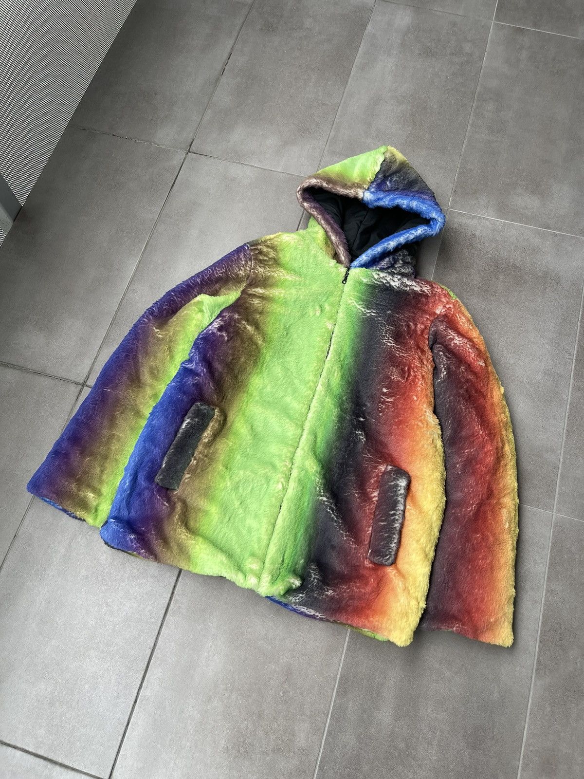 Other UK !DS! SS23 AGR Gradient Faux Fur Jacket Size US M / EU 48-50 / 2 - 6 Thumbnail