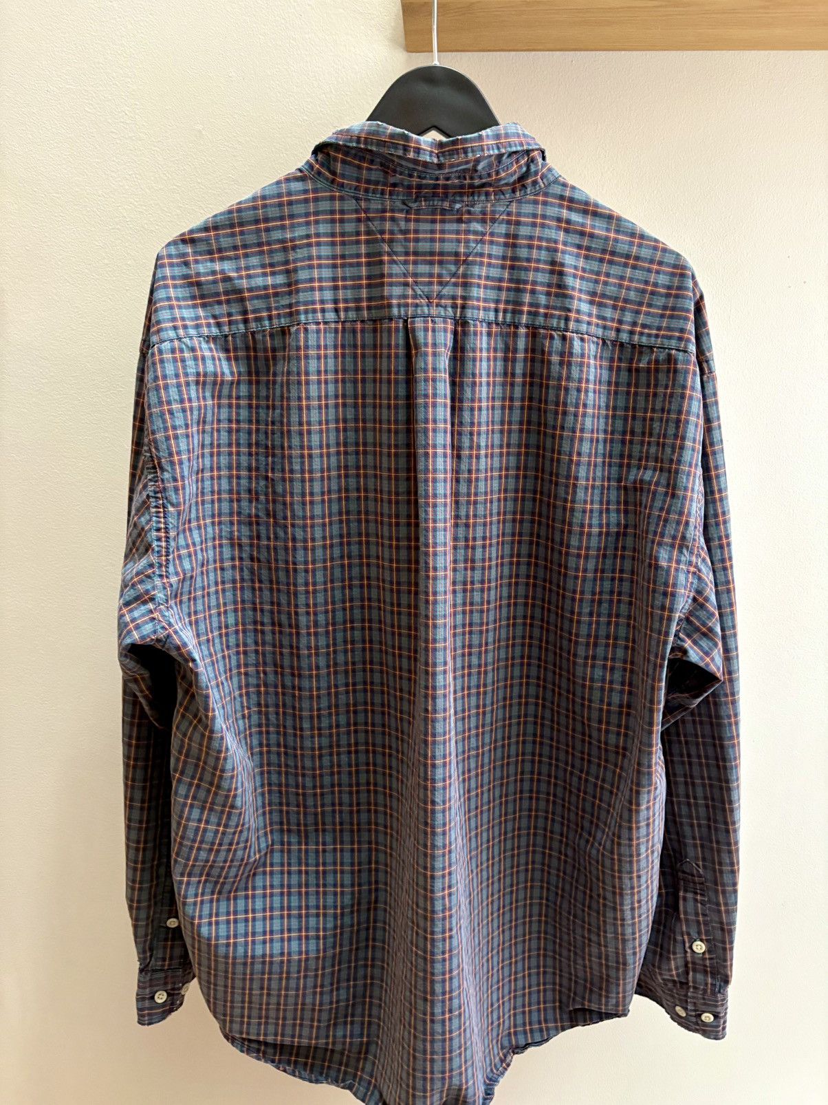 Tommy Hilfiger Tommy Hilfiger VTG 90s brown/blue plaid dress shirt XL Size US XL / EU 56 / 4 - 2 Thumbnail