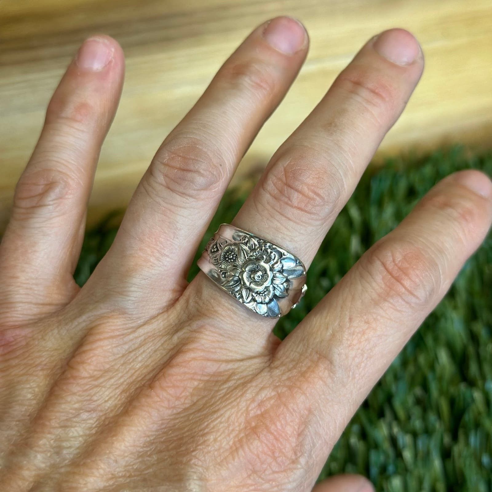 Handmade Handmade Ring size 8.5 Size ONE SIZE - 6 Thumbnail