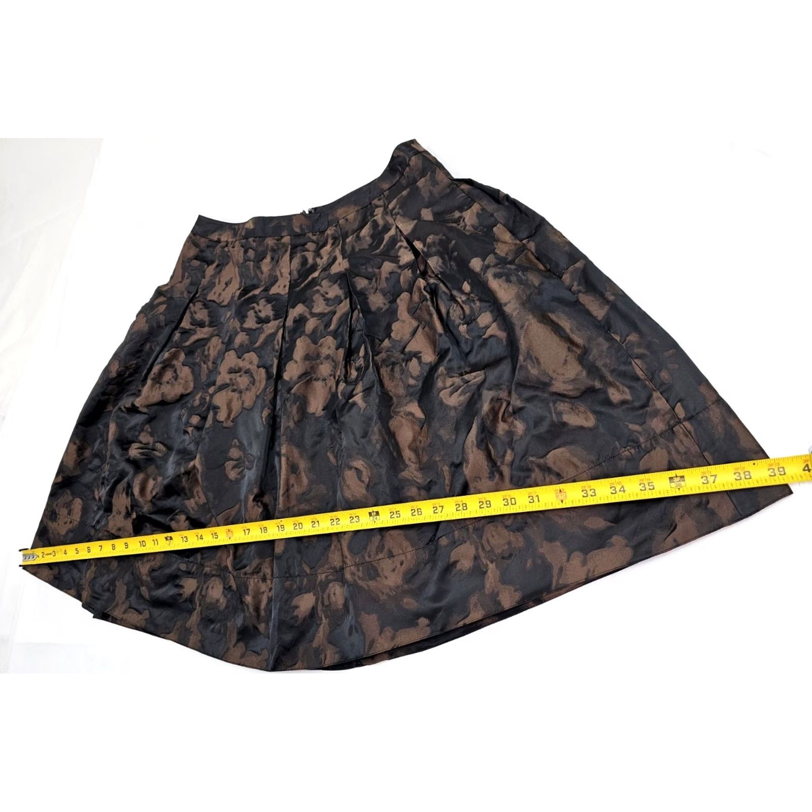 Talbots VINTAGE Talbots Petites A-Line Skirt Females 10P Black Floral Knee Length Lined Size 32" / US 10 / IT 46 - 4 Thumbnail