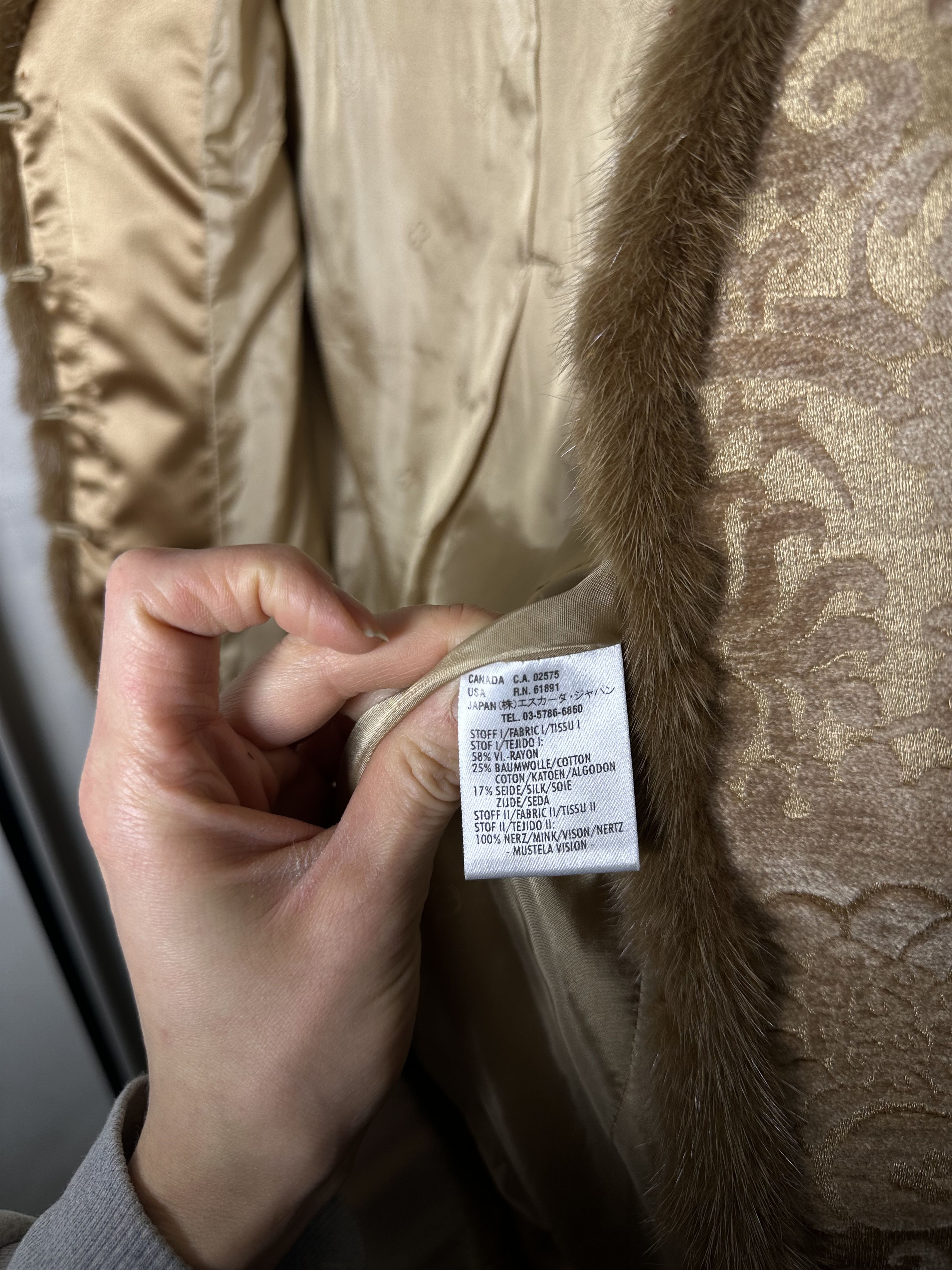 Escada ESCADA Gold Toned Brocade Jacket w/ Mink Fur Trim Size M / US 6-8 / IT 42-44 - 6 Thumbnail