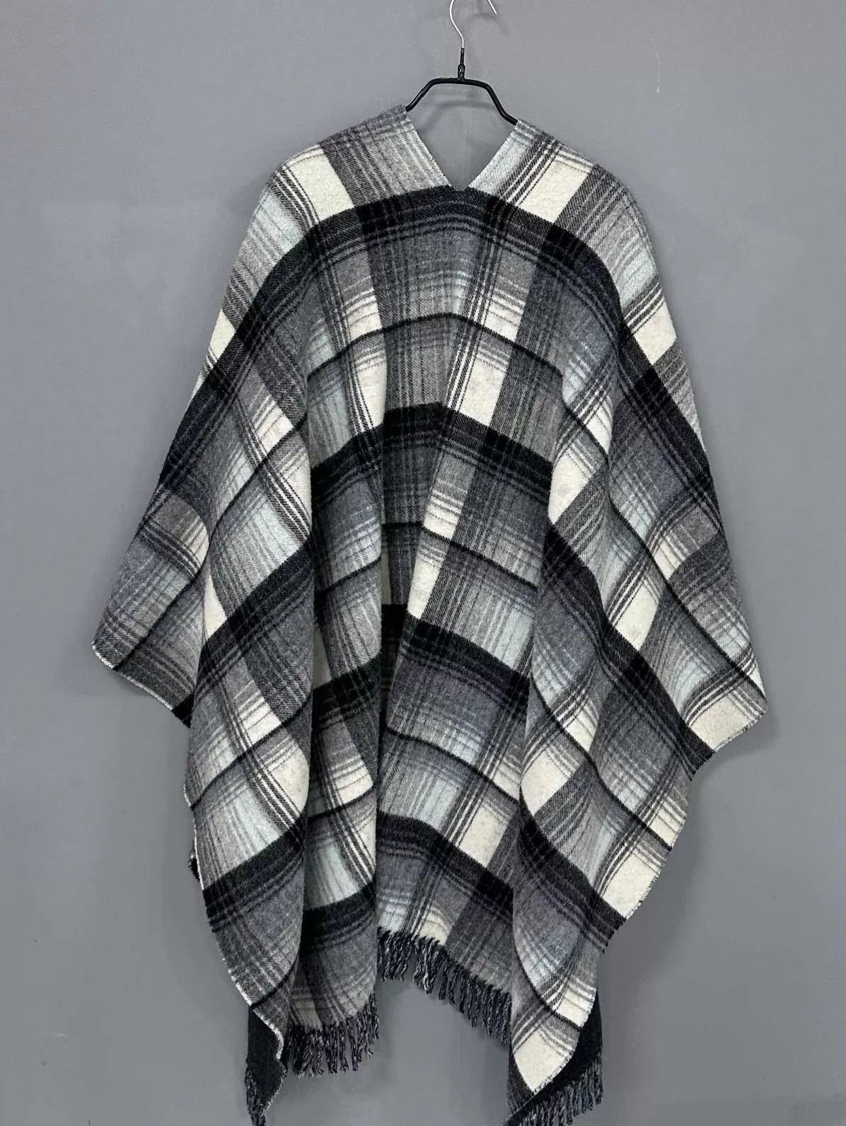 Gucci GUCCI GG monogram all-over check double-sided scarf Size ONE SIZE - 7 Thumbnail