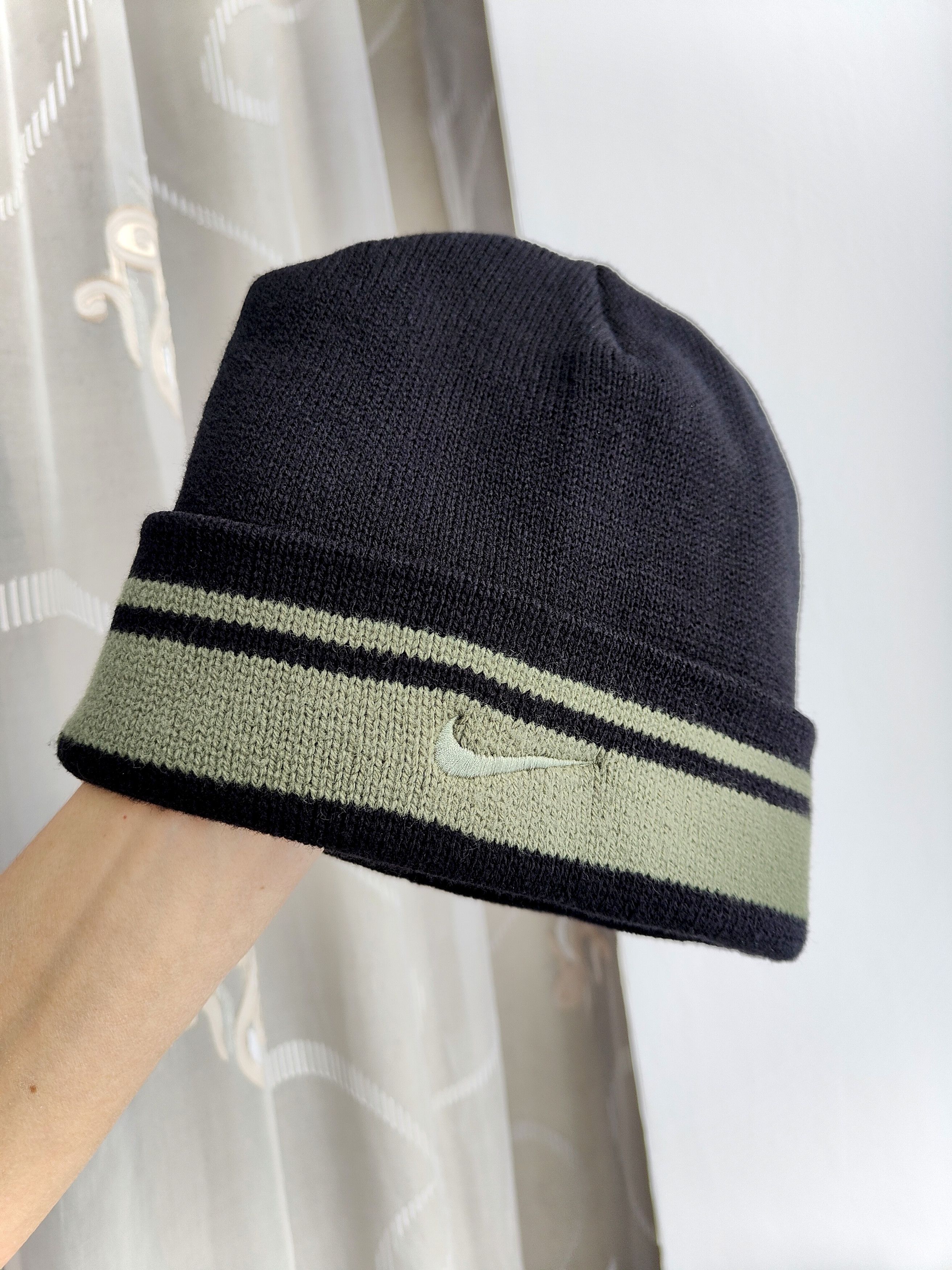 Nike Vintage Nike Beanie Hat Swoosh Logo Canada Y2K Streetwear Size ONE SIZE - 5 Thumbnail