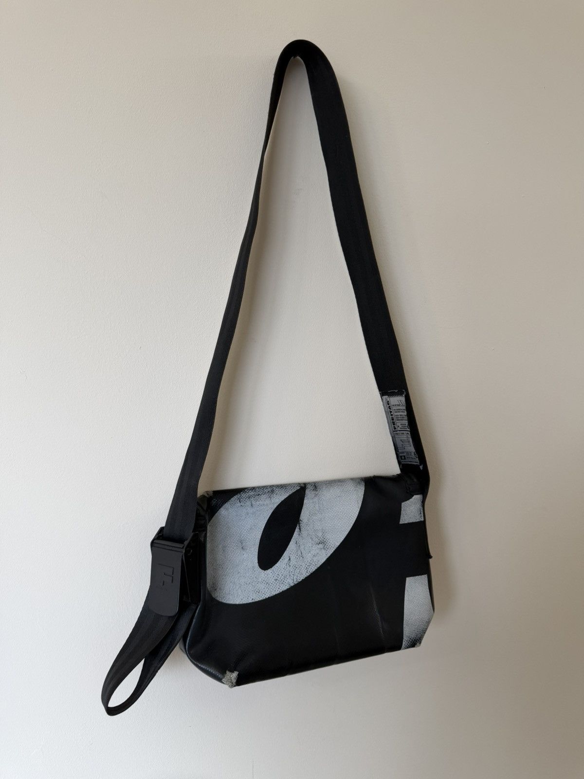 Freitag Freitag Recycled Black Crossbody Messenger Bag Size ONE SIZE - 8 Thumbnail