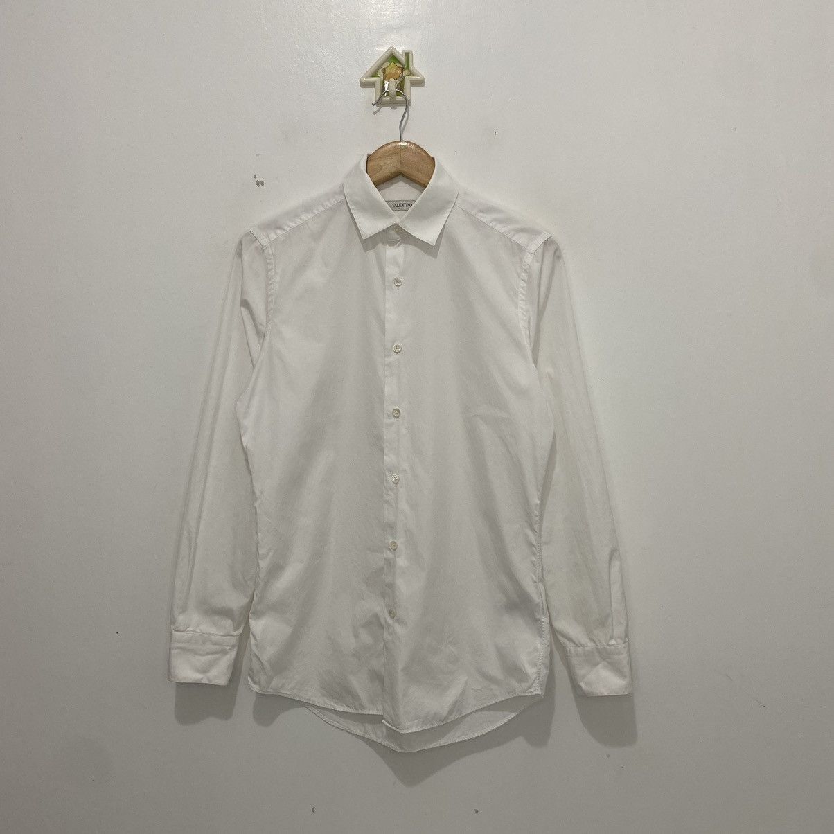 Valentino Valentino Button Down Shirt Size US S / EU 44-46 / 1 - 1 Thumbnail