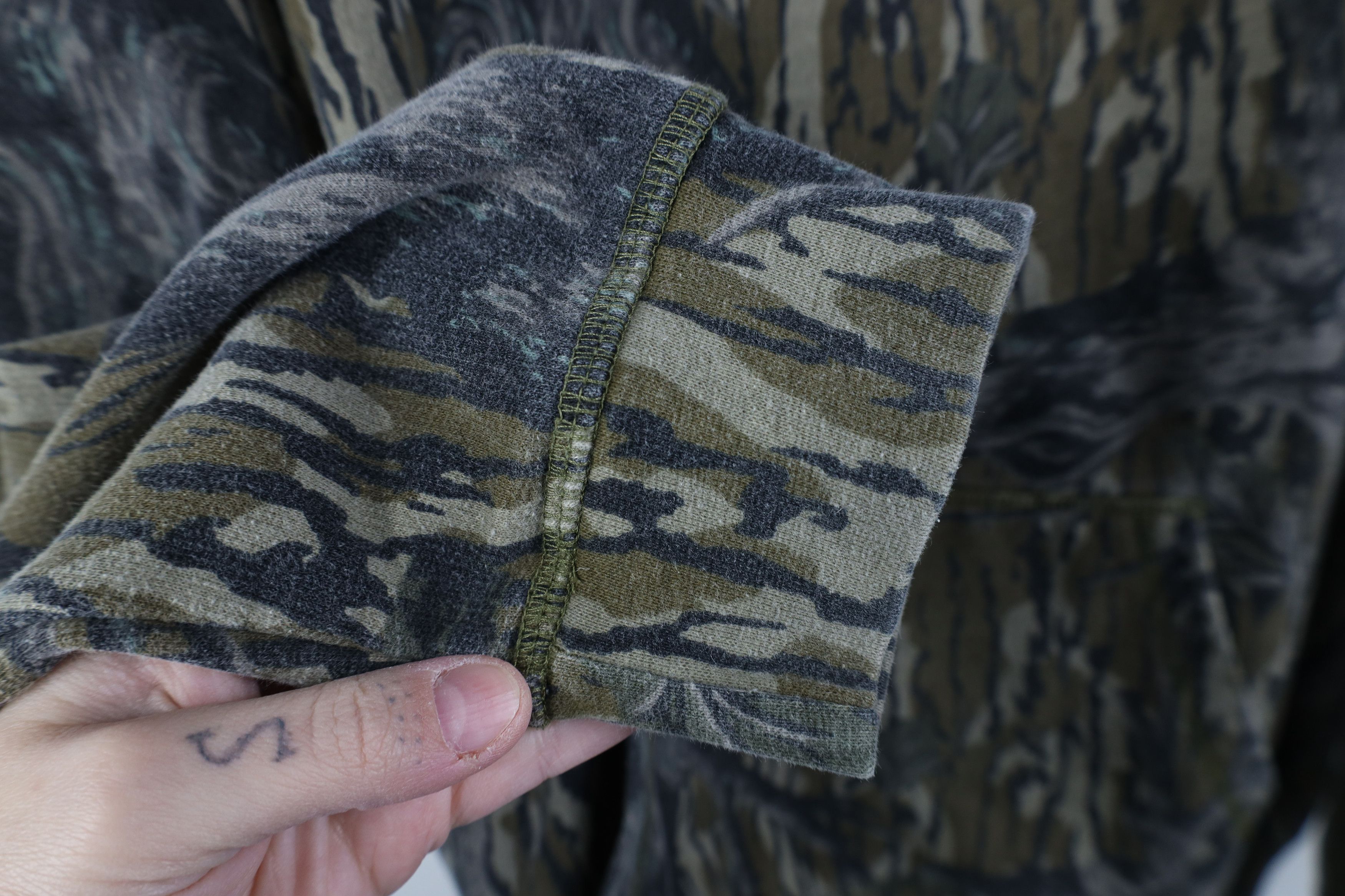 Mossy Oaks Vintage Mossy Oak Camouflage Heavyweight Hoodie Sweatshirt Size US M / EU 48-50 / 2 - 6 Thumbnail