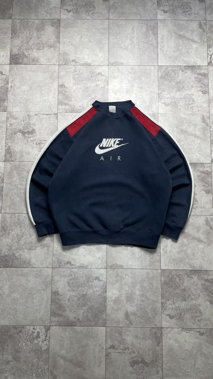 Nike Vintage 00's Nike Distressed Sweatshirt Pullover Big Logo L Size US L / EU 52-54 / 3 - 1 Thumbnail