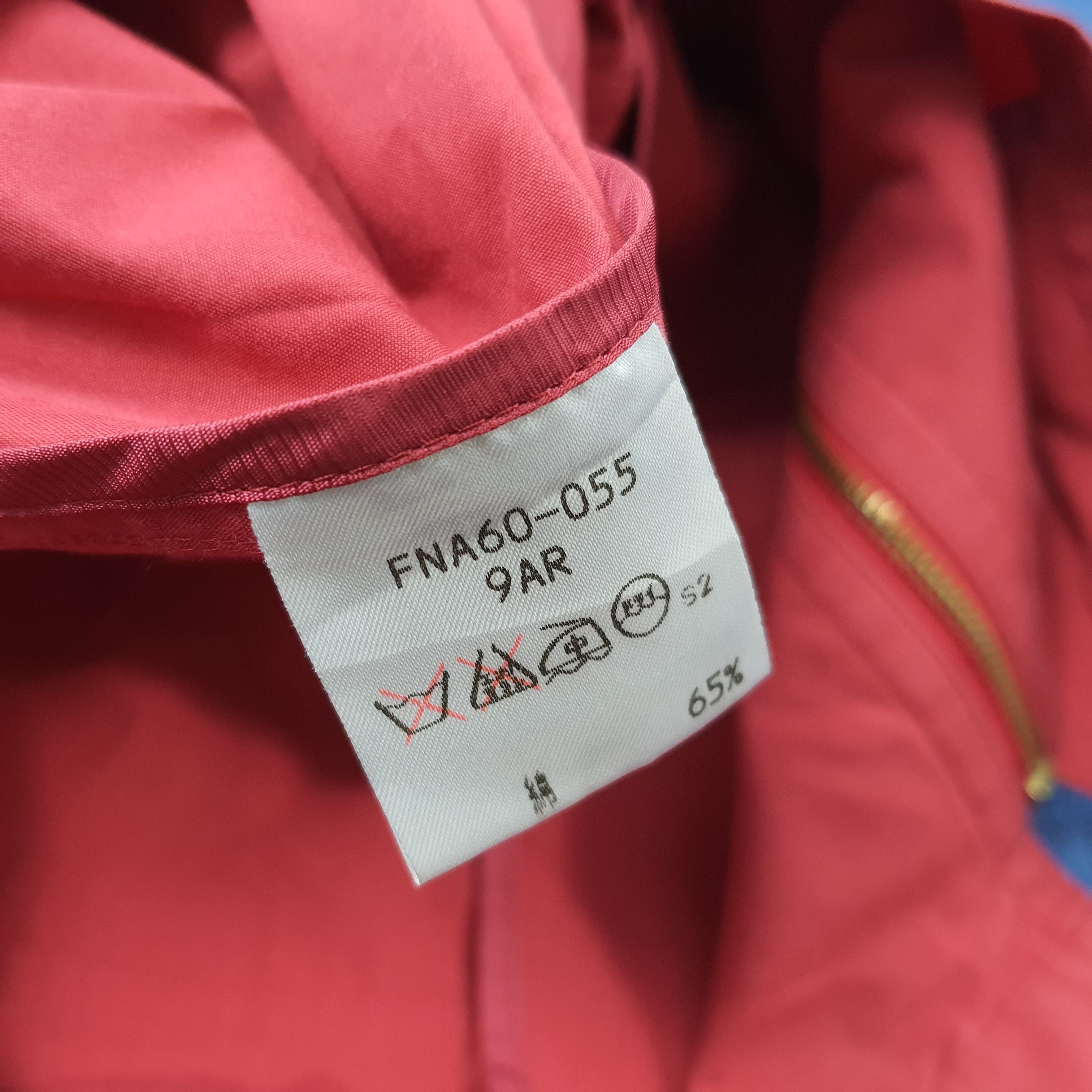 Burberry Vintage Burberrys' Lightweight Red Anorak Retro C274N5 Size US L / EU 52-54 / 3 - 10 Thumbnail