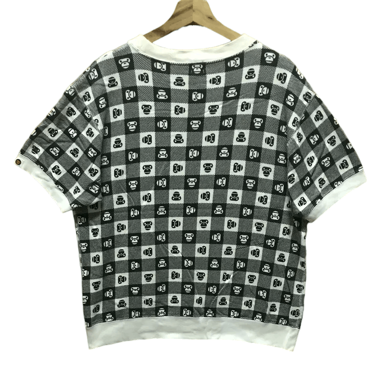 Bape BAPE Baby Milo by A Bathing Ape Sweatshirts Size US S / EU 44-46 / 1 - 2 Thumbnail
