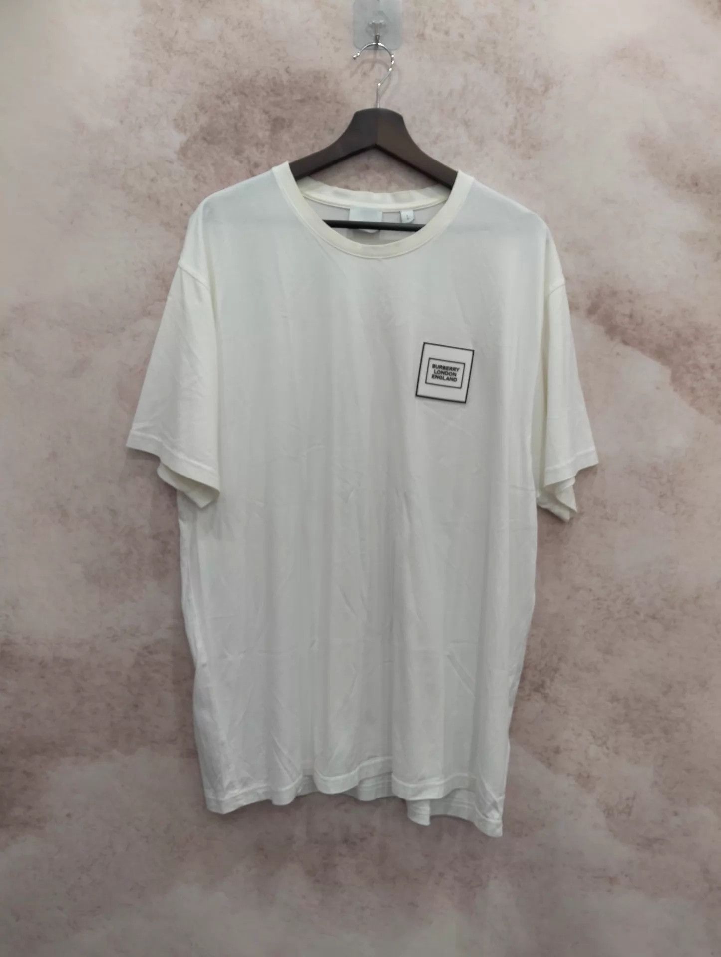 Burberry Burberry Chest Logo Short Sleeve Tee L 95 New Size US L / EU 52-54 / 3 - 1 Thumbnail