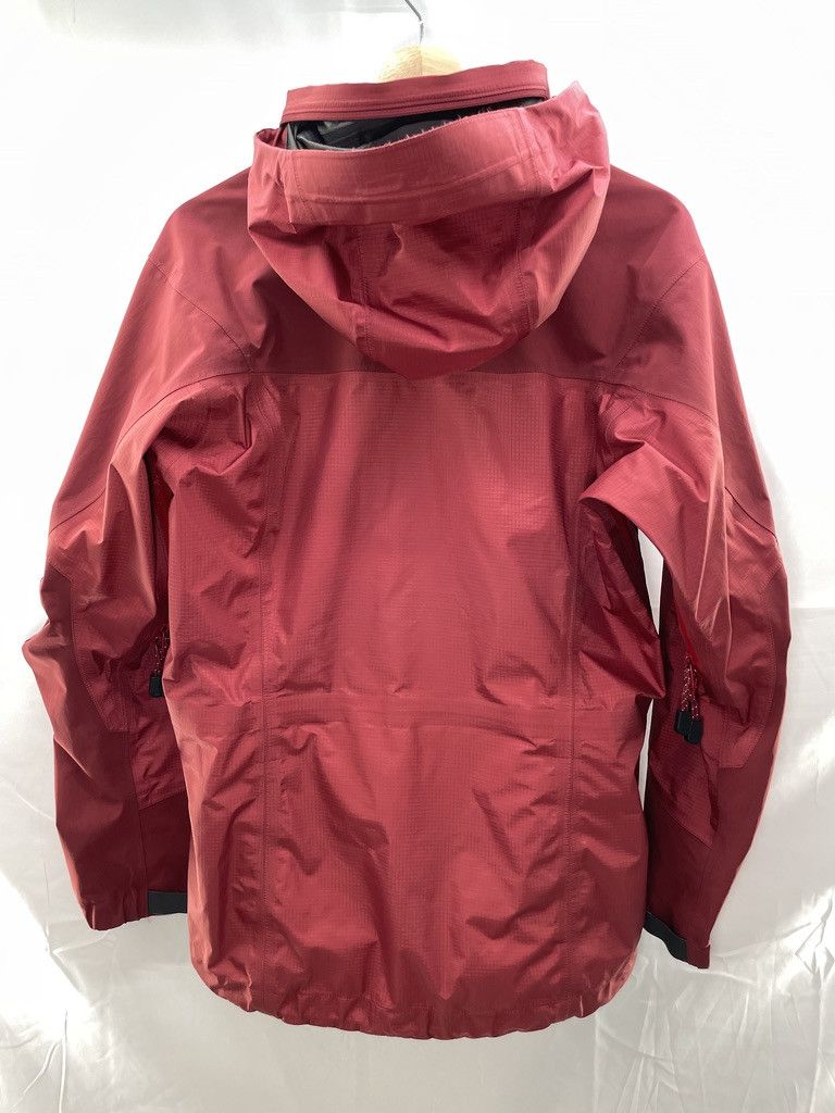 Arc'teryx ARCTERYX Theta AR 2003 Sangria Red Vintage Gore Tex Jacket Size US S / EU 44-46 / 1 - 10 Thumbnail