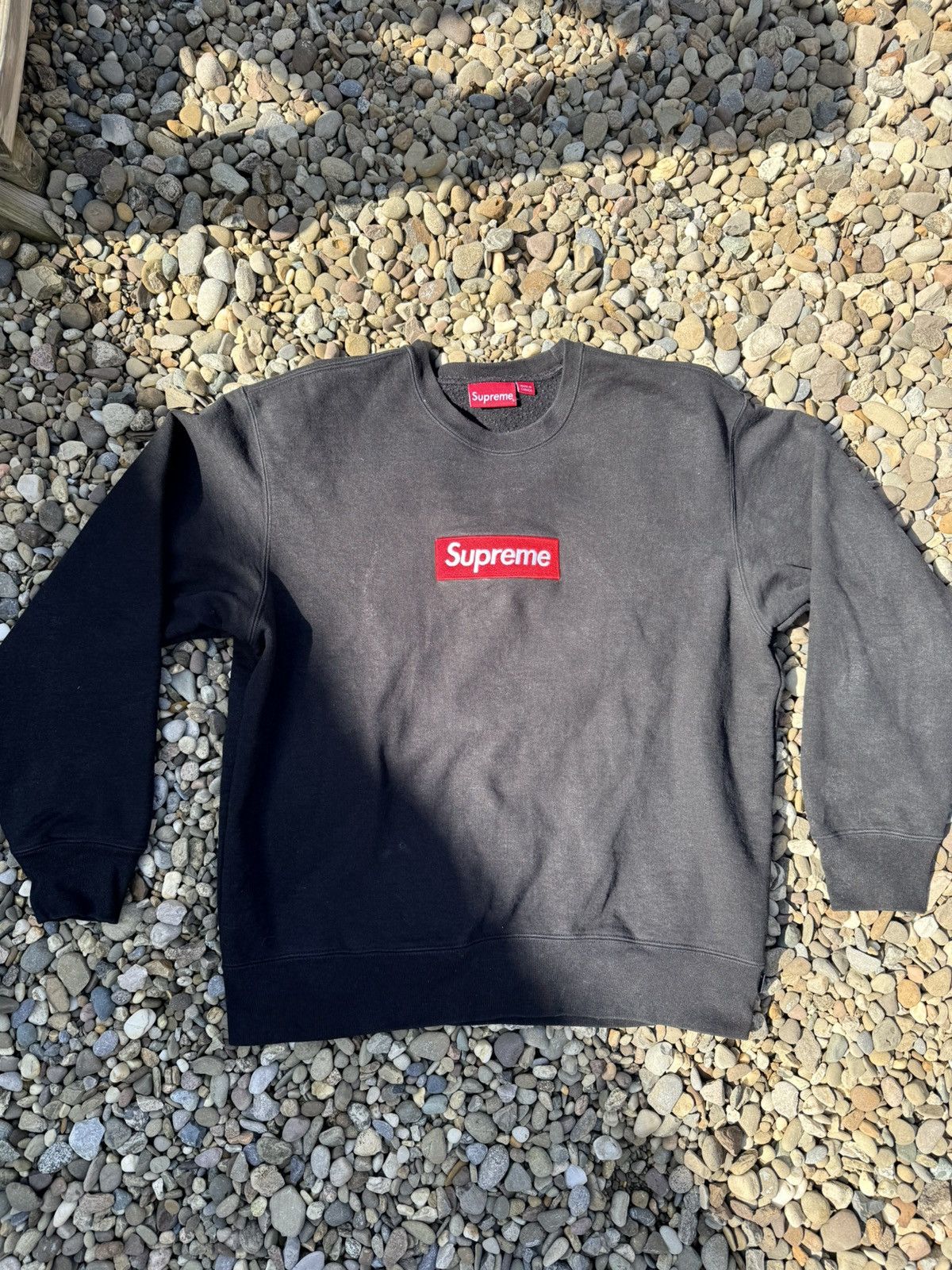 Supreme Supreme Box Logo Crewneck Black FW22 Size US M / EU 48-50 / 2 - 1 Thumbnail