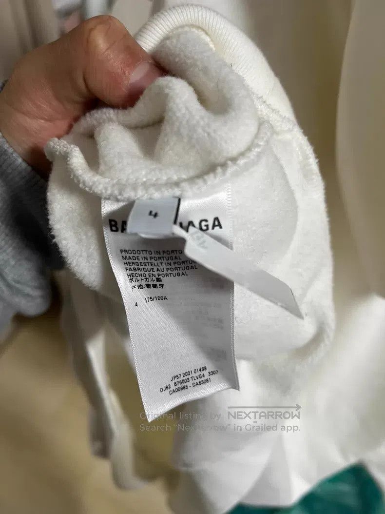 Balenciaga Balenciaga Destroyed Letter Sweatshirt Size US XL / EU 56 / 4 - 4 Thumbnail