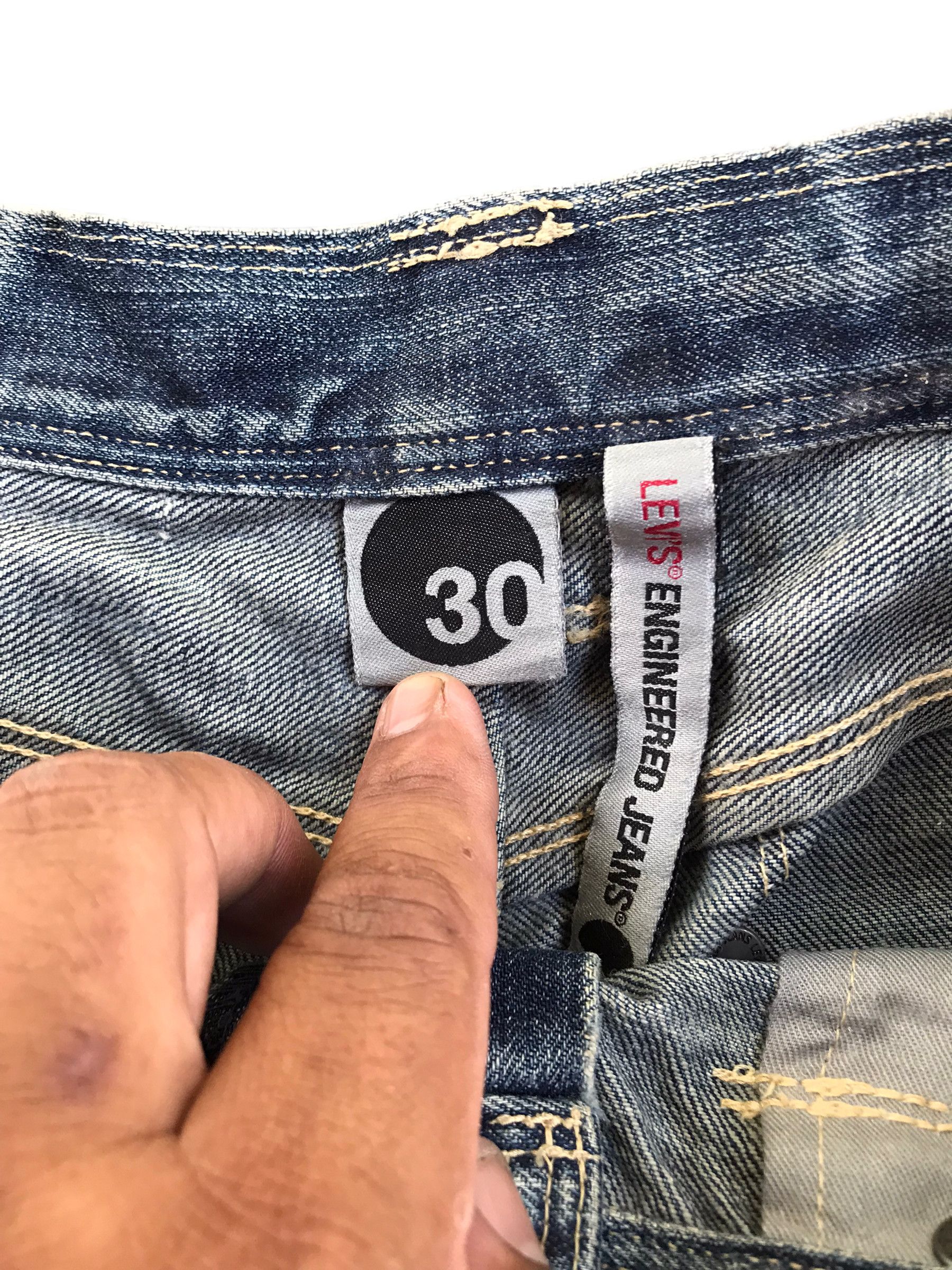 Levi's Rare Levis Engineeref jeans Bootcut -Size 32-Distressed Size US 32 / EU 48 - 6 Thumbnail