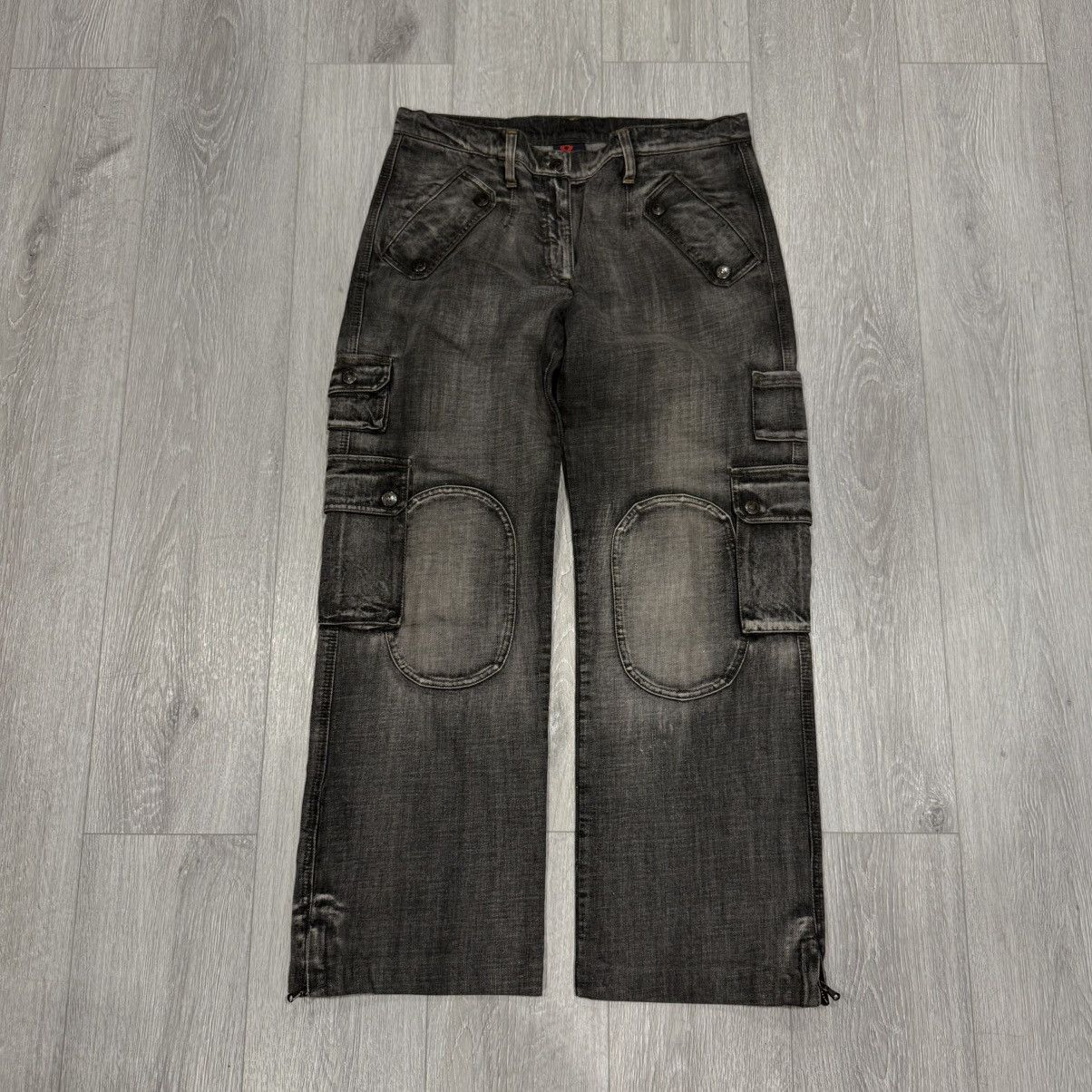 Dolce & Gabbana Vintage Multi-pocket Cargo Avant Garde Jeans Dolce Gabbana Size US 32 / EU 48 - 2 Thumbnail