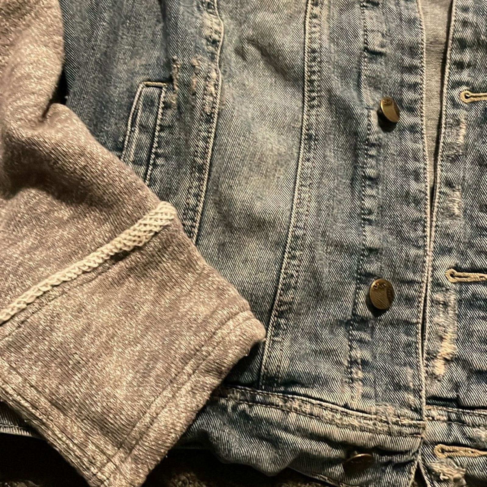 Free People Free People Denim Gray Sweater Distressed Sleeves Jacket Size L / US 10 / IT 46 - 4 Thumbnail