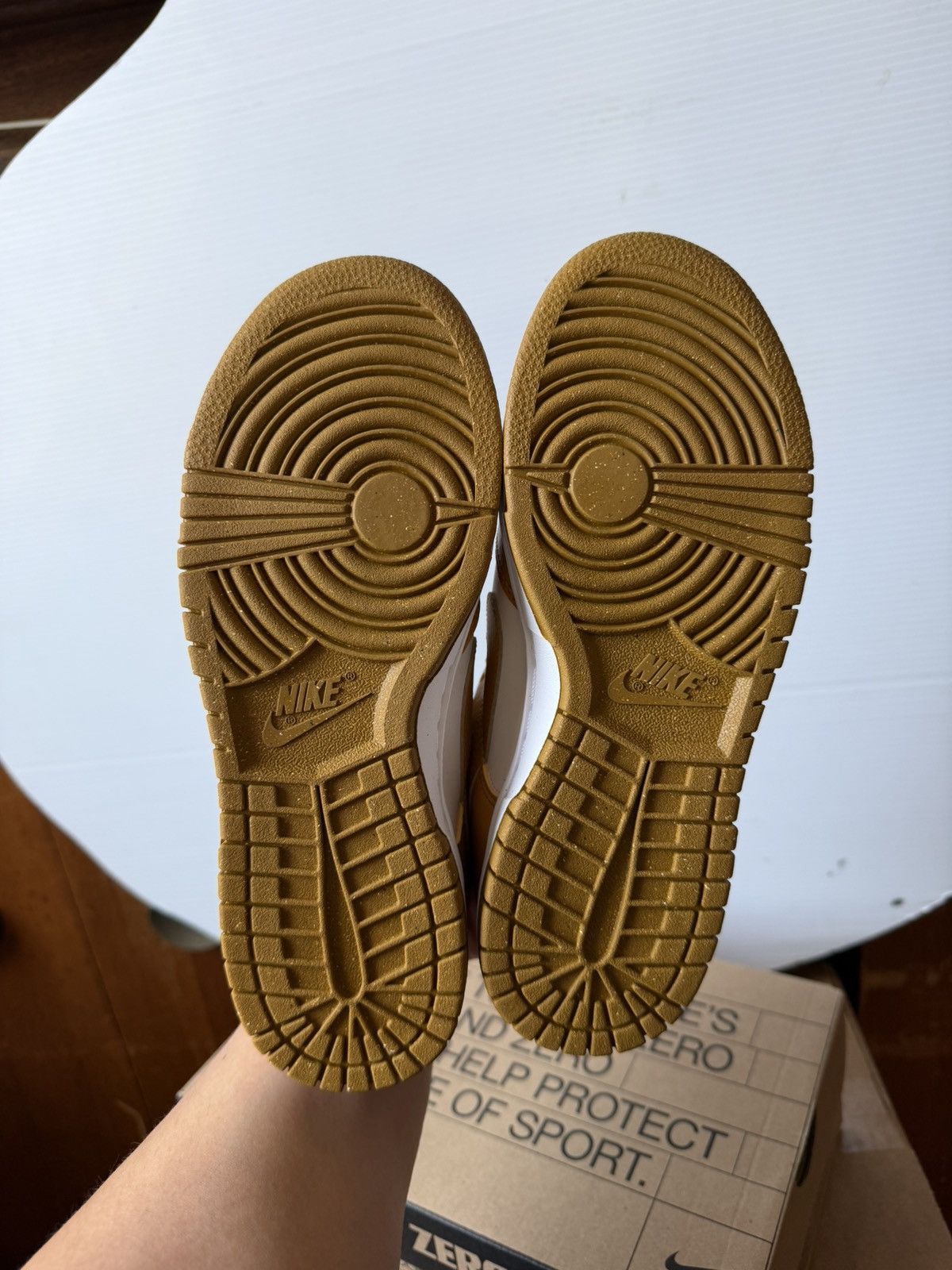 Nike Nike Dunk - Phantom/ Gold - size 7w - 5.5m Size US 7 / IT 37 - 5 Thumbnail