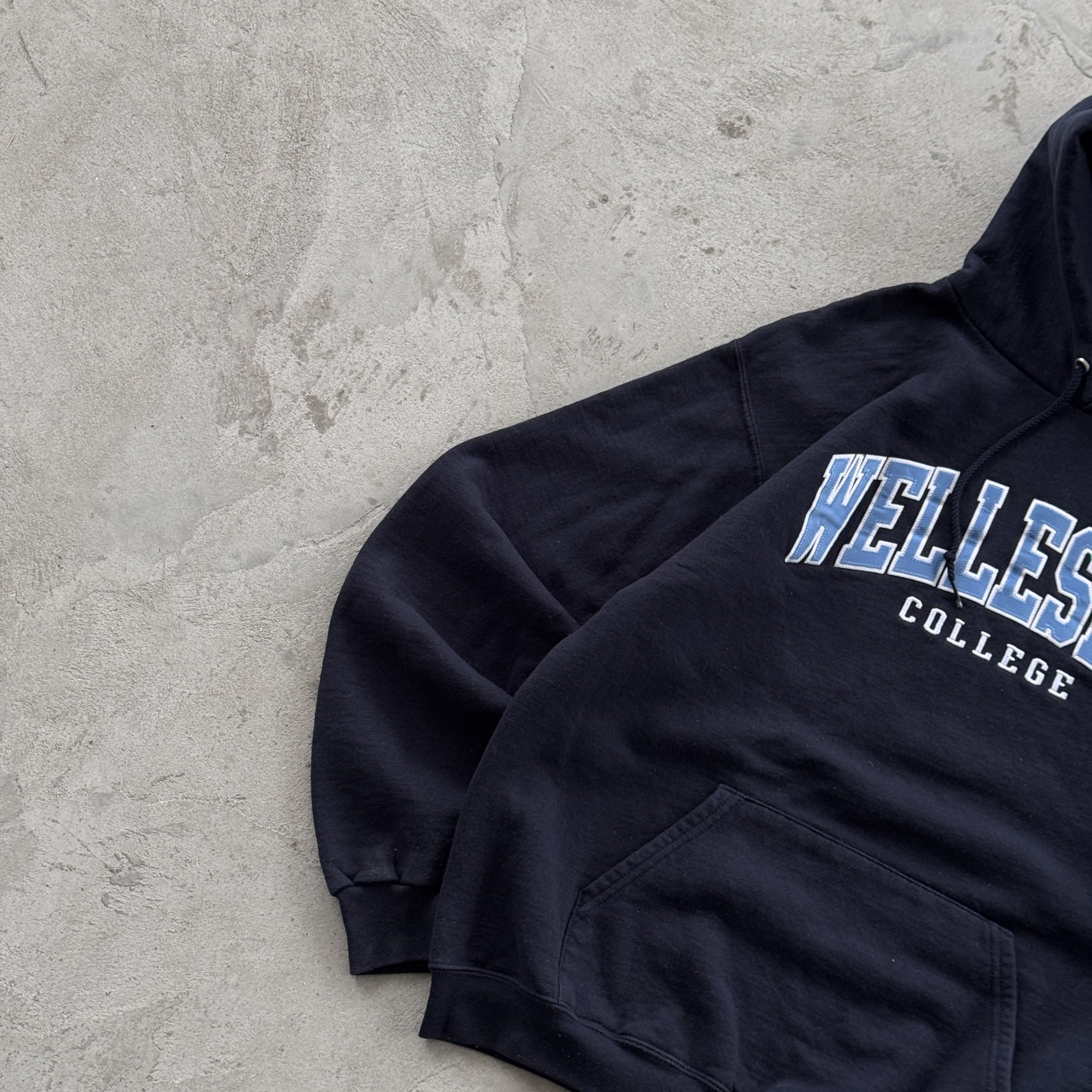 Champion Vintage Champion Wellesley College Hooded Sweatshirt Size US L / EU 52-54 / 3 - 3 Thumbnail