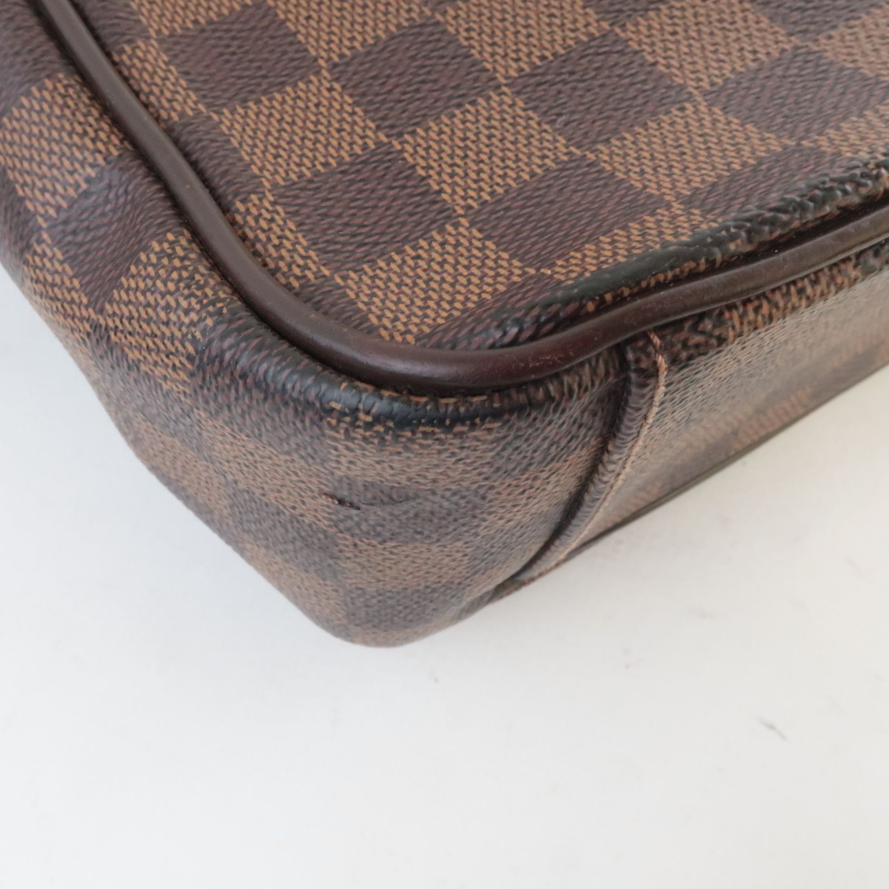 Louis Vuitton Louis Vuitton Damier Ebene Shelton Messenger Size ONE SIZE - 10 Thumbnail