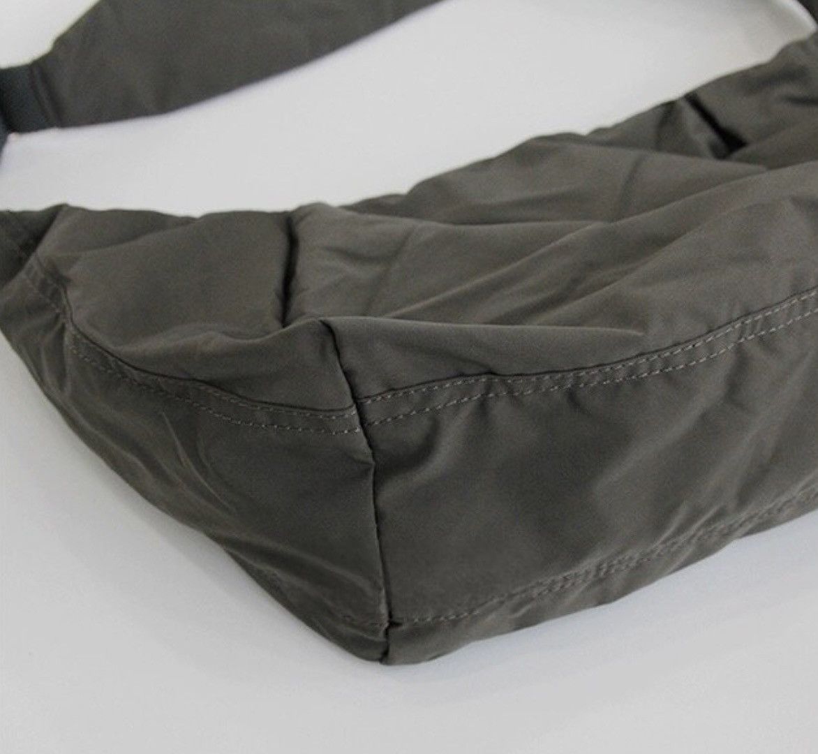 Japanese Brand × Vintage Outdoor retro puffer hobo bag shoulder messenger bag Size ONE SIZE - 5 Thumbnail