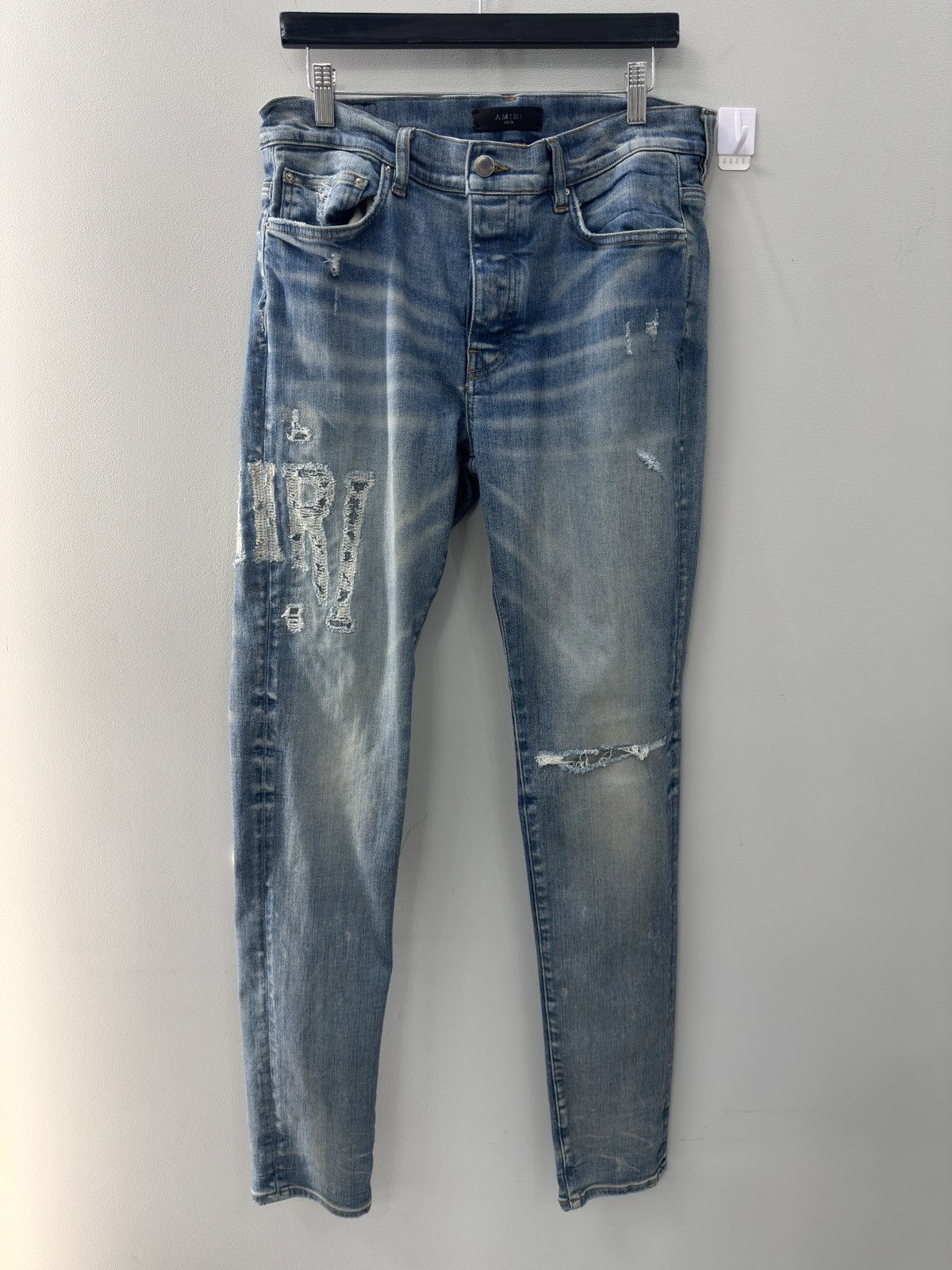 Amiri Amiri Blue Applique Logo Jeans Size US 33 - 1 Thumbnail