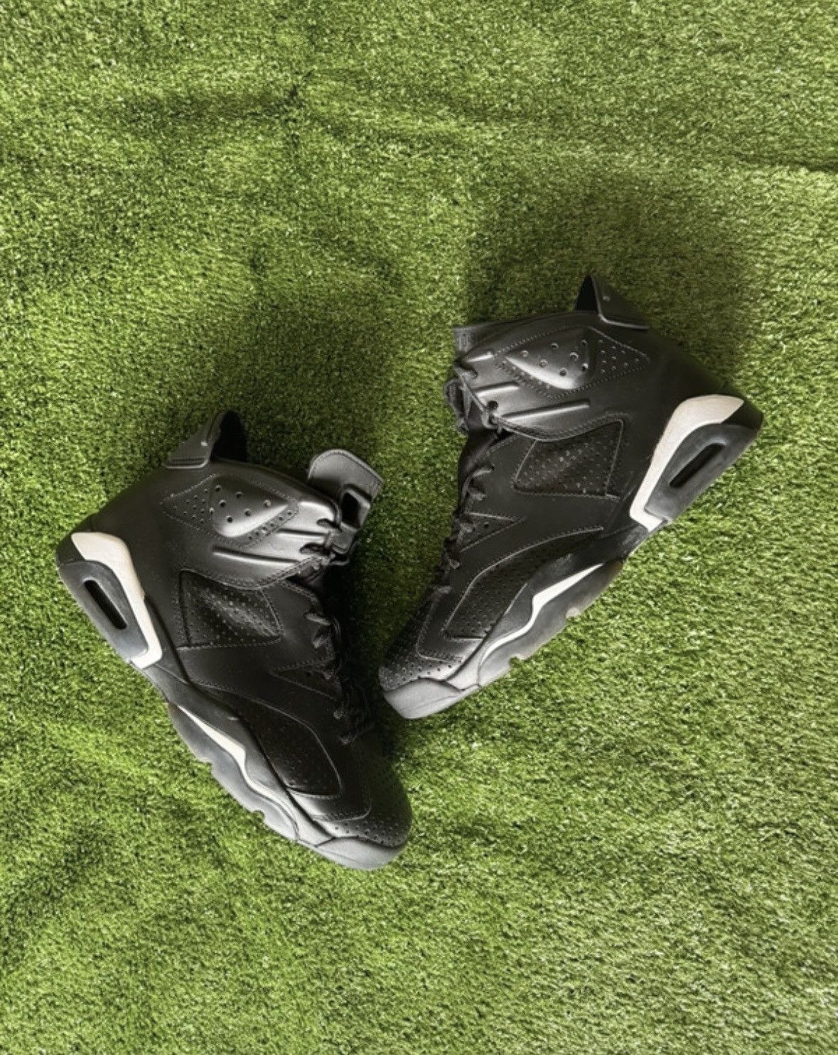 image of Jordan Nike Jordan 6 Black Cat (85$ On Vinted) Shoes, Men's (Size 9)