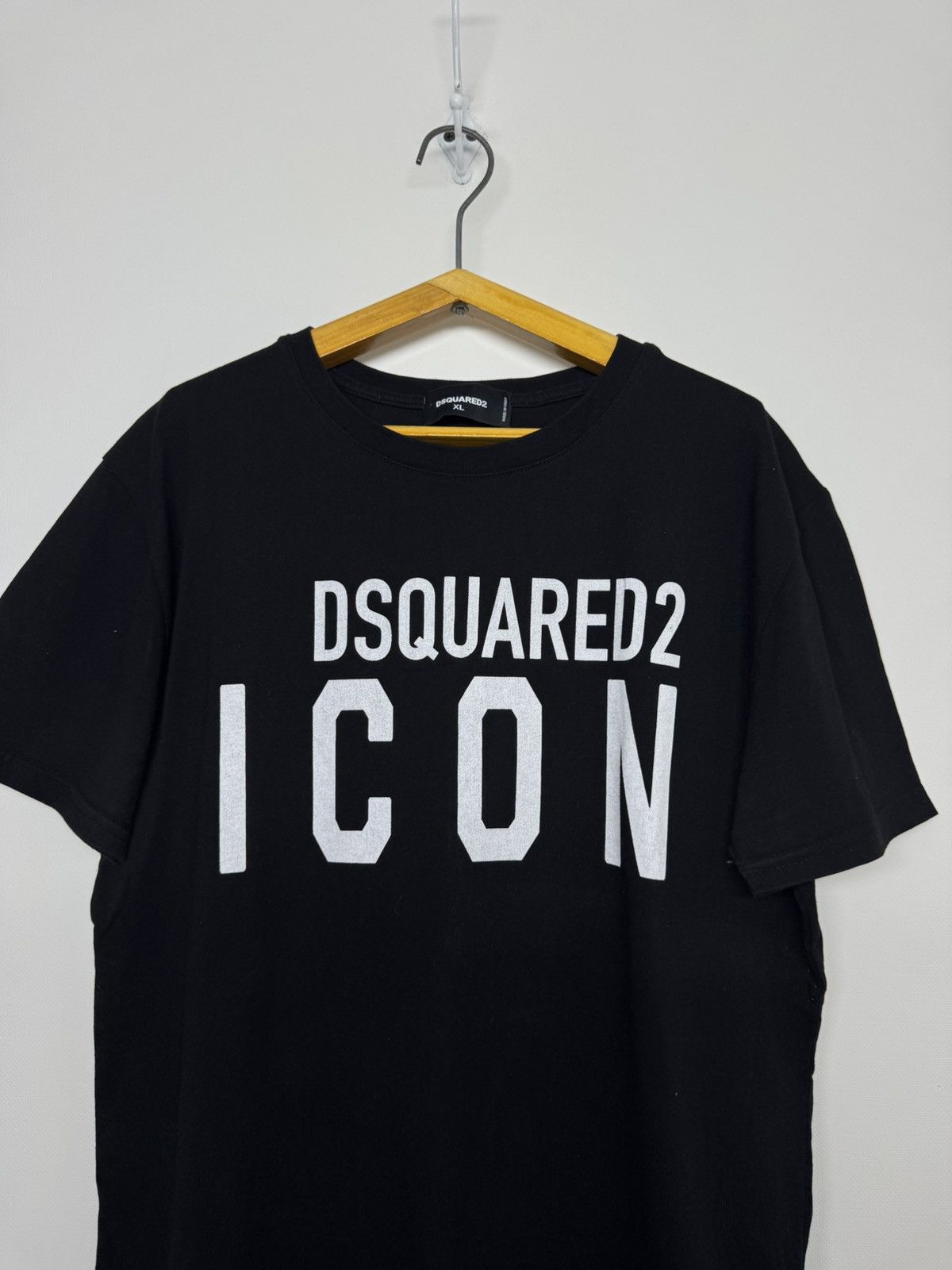 Dsquared2 Vinatage Disquared2 Icon Big Logo T-Shirt Size US XL / EU 56 / 4 - 5 Thumbnail