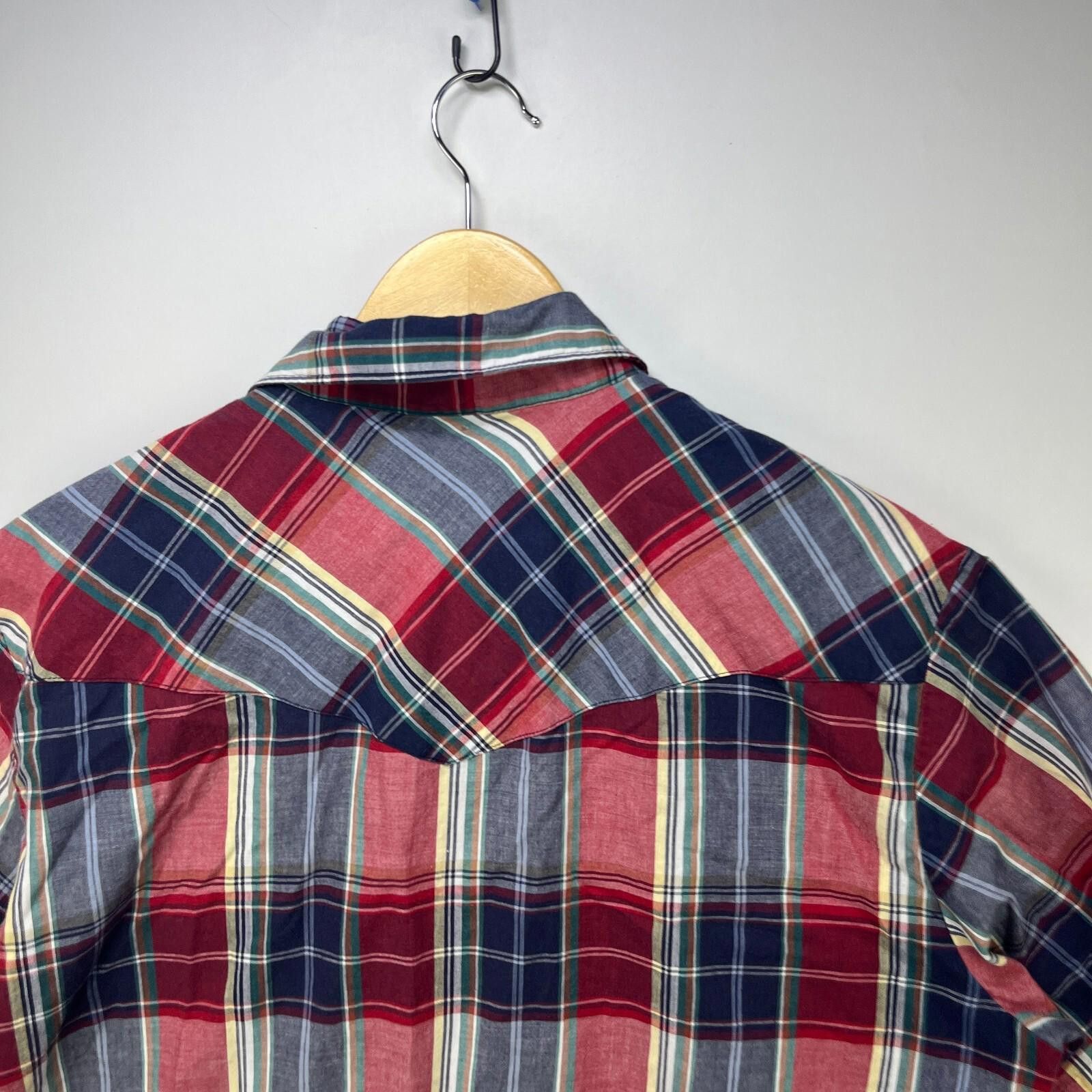 Wrangler Vintage 90s Wrangler Snap Short Sleeve Plaid Shirt Large Size US L / EU 52-54 / 3 - 10 Thumbnail