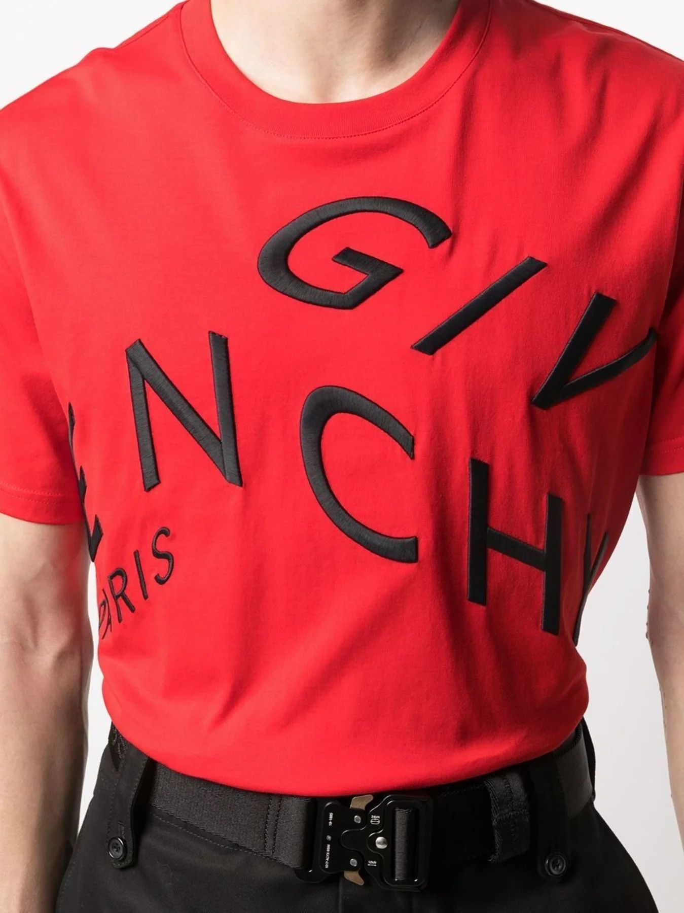Givenchy o1mle0226 Oversized T-Shirt Refracted Embroidery Red/Black Size US L / EU 52-54 / 3 - 4 Thumbnail