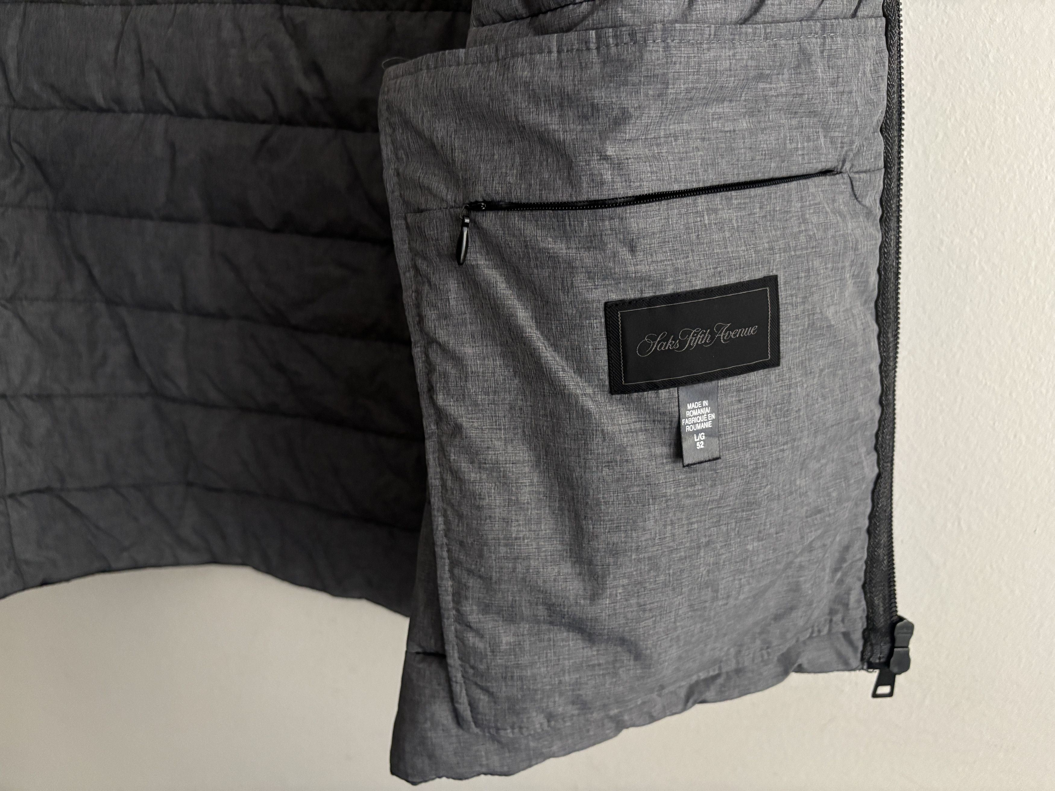 Saks Fifth Avenue $335 Quilted Zip Grey Wool Nylon Vest - 42/ Large-XL Size US L / EU 52-54 / 3 - 9 Thumbnail